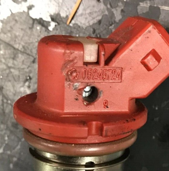 1997-2002 Dodge Viper Gen 2 Side Feed OEM Stock Fuel Injector 05245724 SINGLE