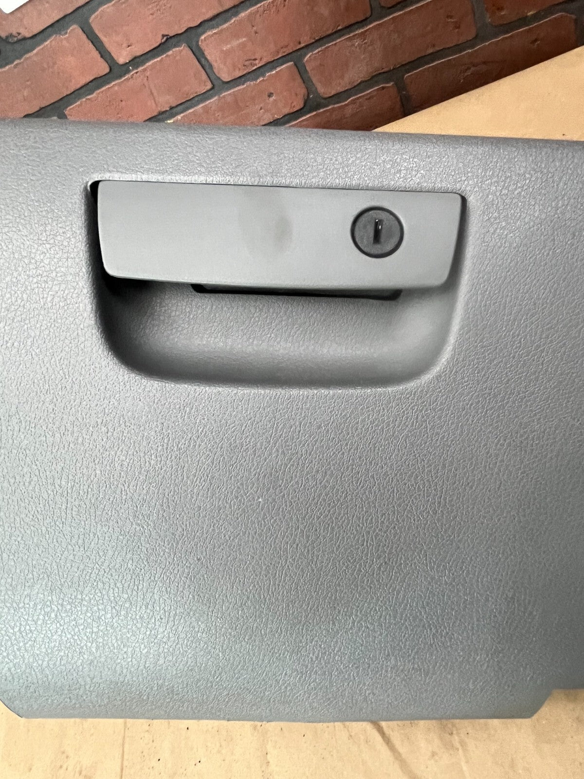 2005-2007 Jeep Grand Cherokee SRT8 OEM Glove Box Storage Compartment Gray