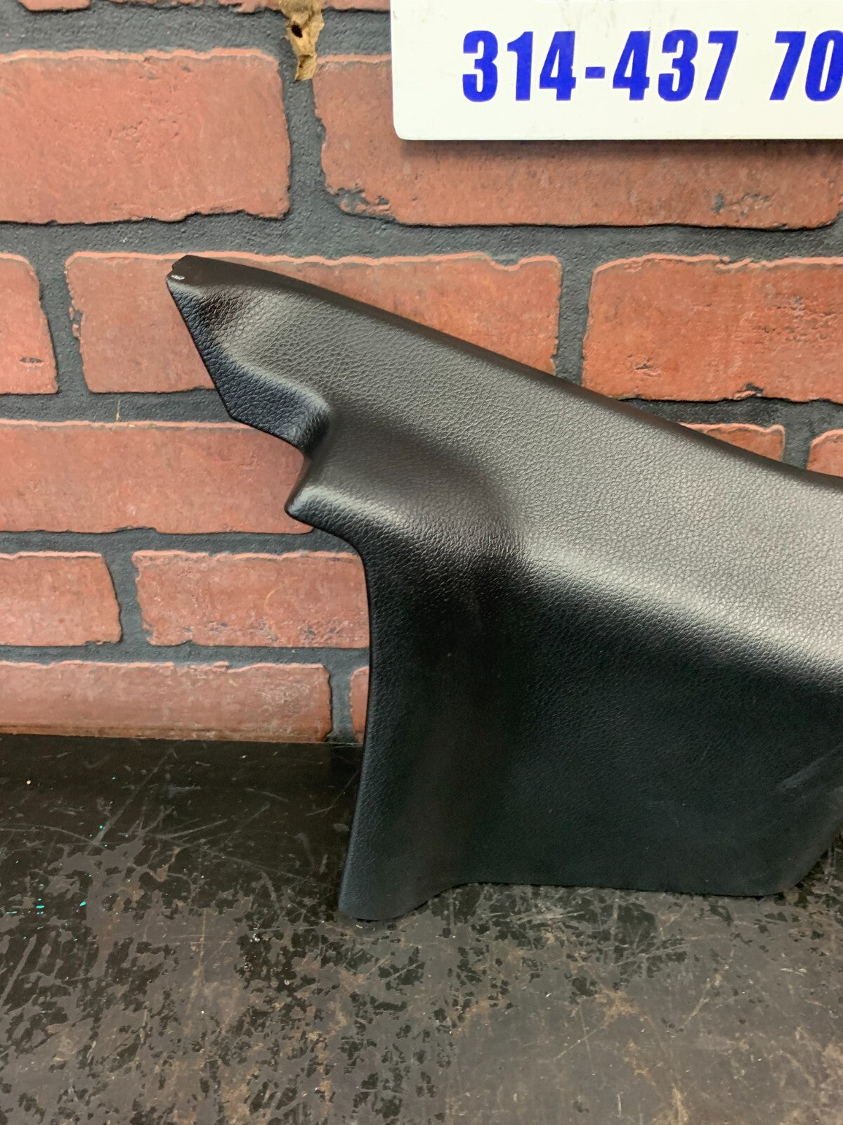 2011-2013 Jeep Grand Cherokee OEM Right Front Lower Kick Panel Trim 1GM00DX9AD