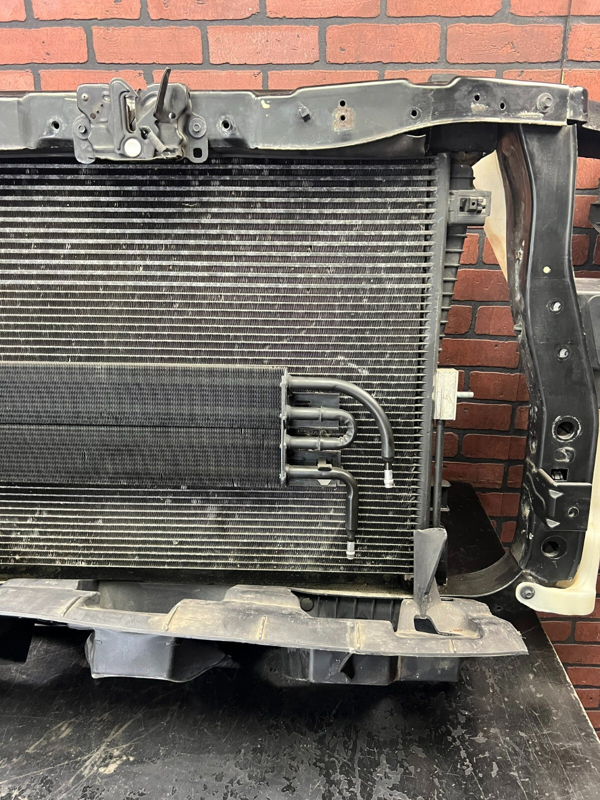 JEEP GRAND CHEROKEE SRT 6.4L 11-13 OEM RADIATOR CONDENSER FRAME FRONT CLIP OEM