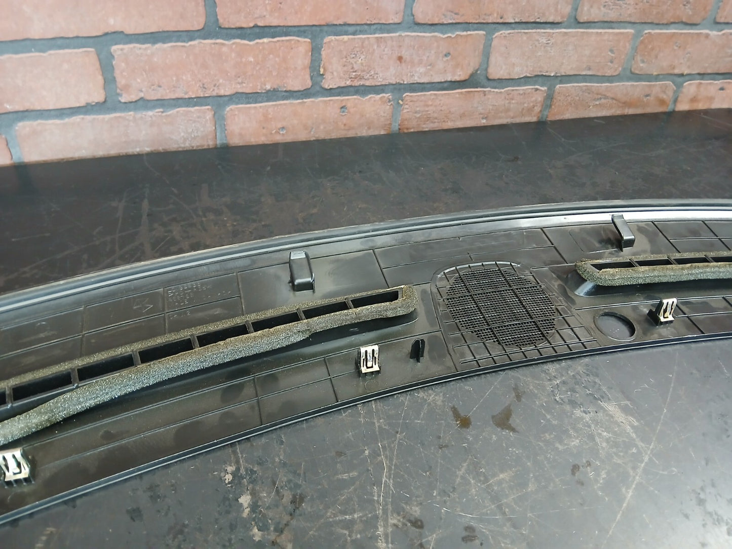 2011-2023 Charger/300 Dash Windshield Defroster Grille Panel 1jq67dx9ag
