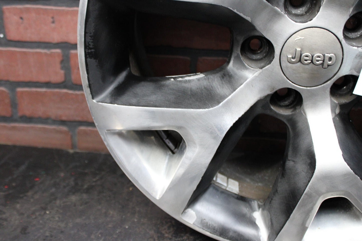 Jeep Cherokee 2014-2018 Used OEM Wheel 17x7.5 Factory 17" Rim 1UT91TRMAA#