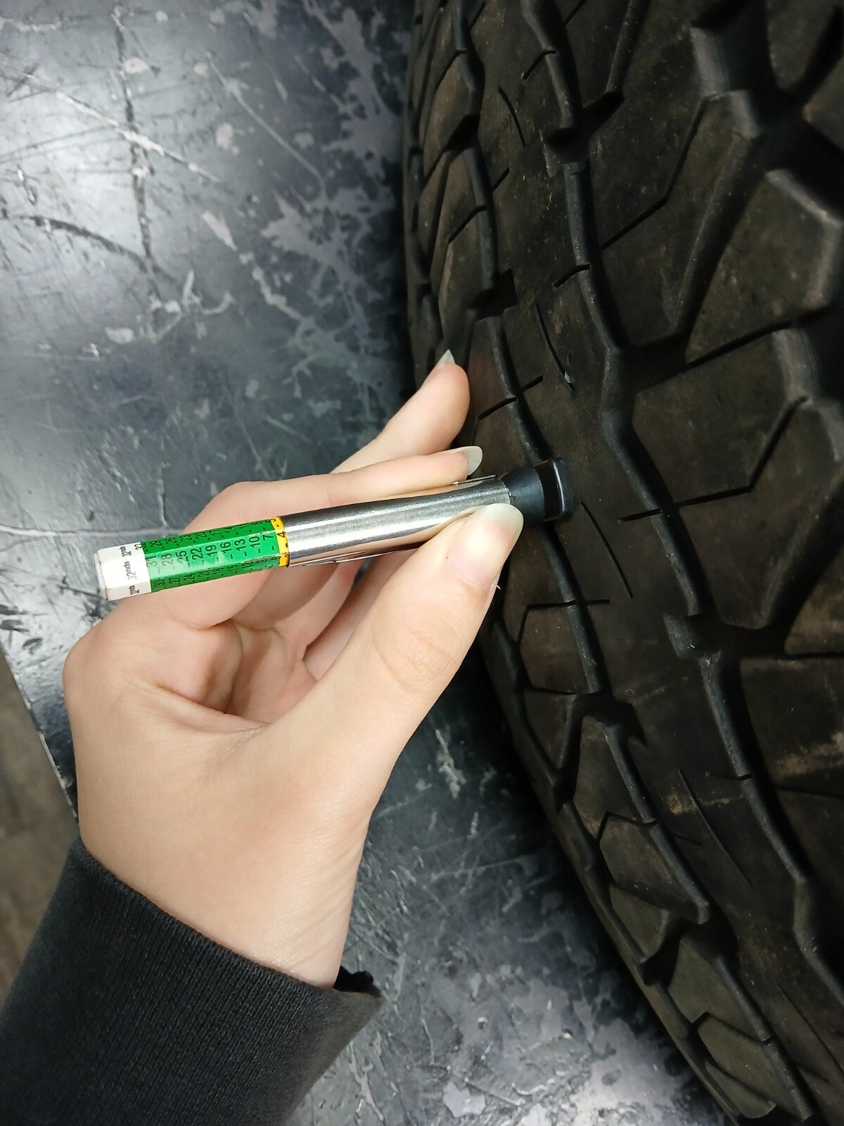 P265/70R17 Firestone Destination A/T 113S Used Tire 4/32nds