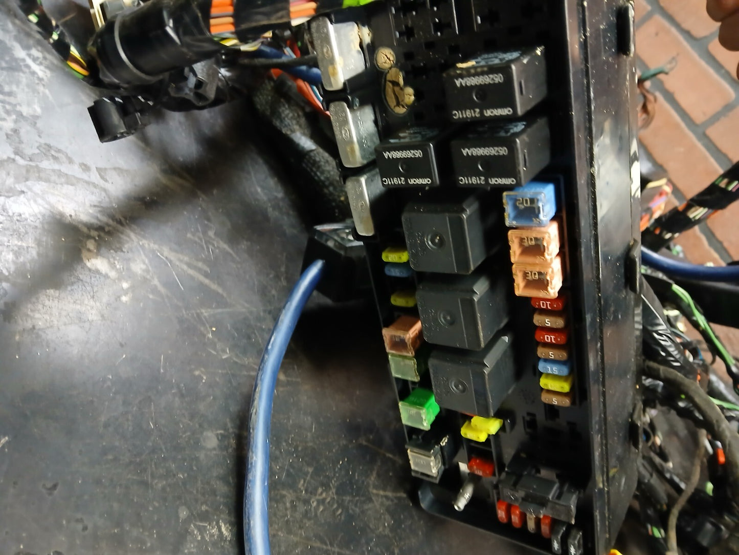 2006 Chrysler 300C SRT-8 5.7L 6.1L Full Body Harness Fuse Box 89K 05087403ac