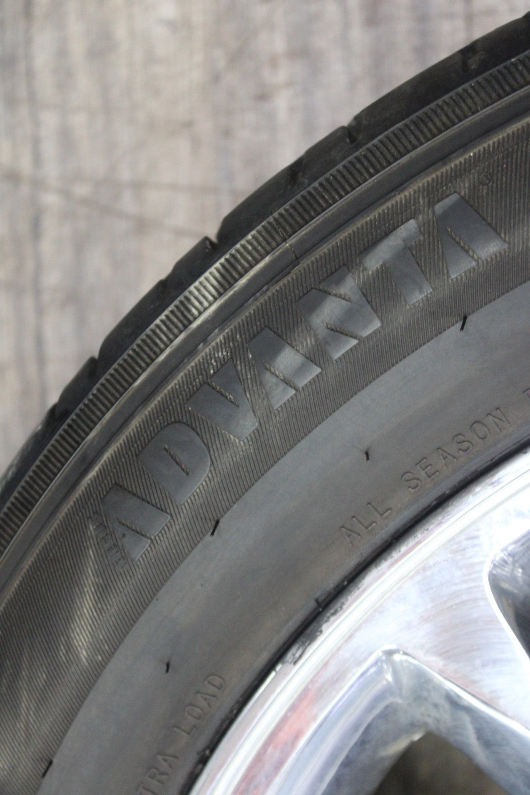 2007-2014 Cadillac Escalade Full 22” Wheel Set 22x9 Silver OEM 4/32nds 9597482