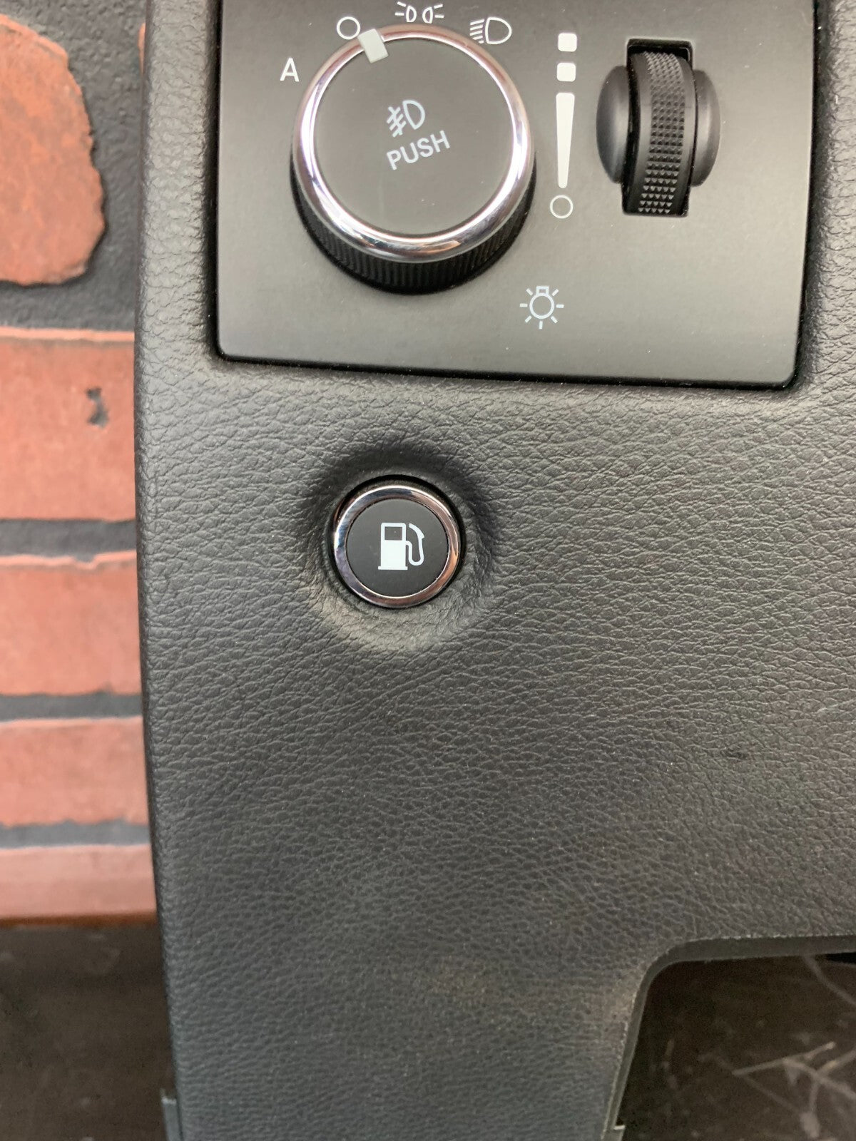 2014-2021 JEEP GRAND CHEROKEE LH DASH UNDER PANEL INTERIOR TRIM OEM P01679003BL