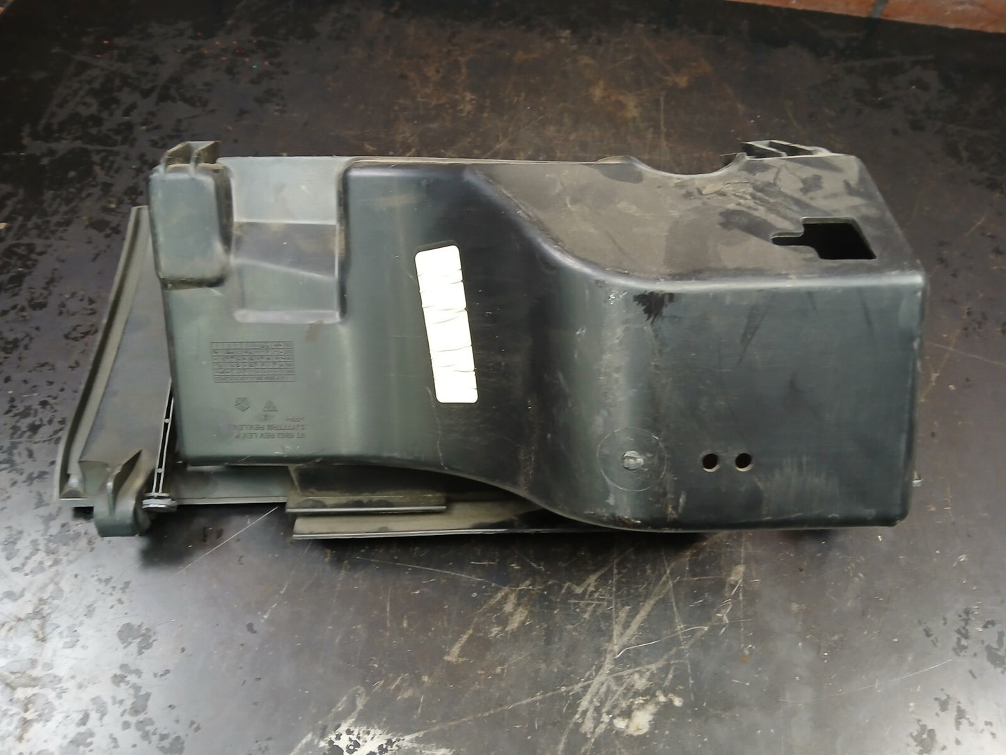 2008-2010 Jeep Grand Cherokee Dash Glove Box Compartment Assembly Black