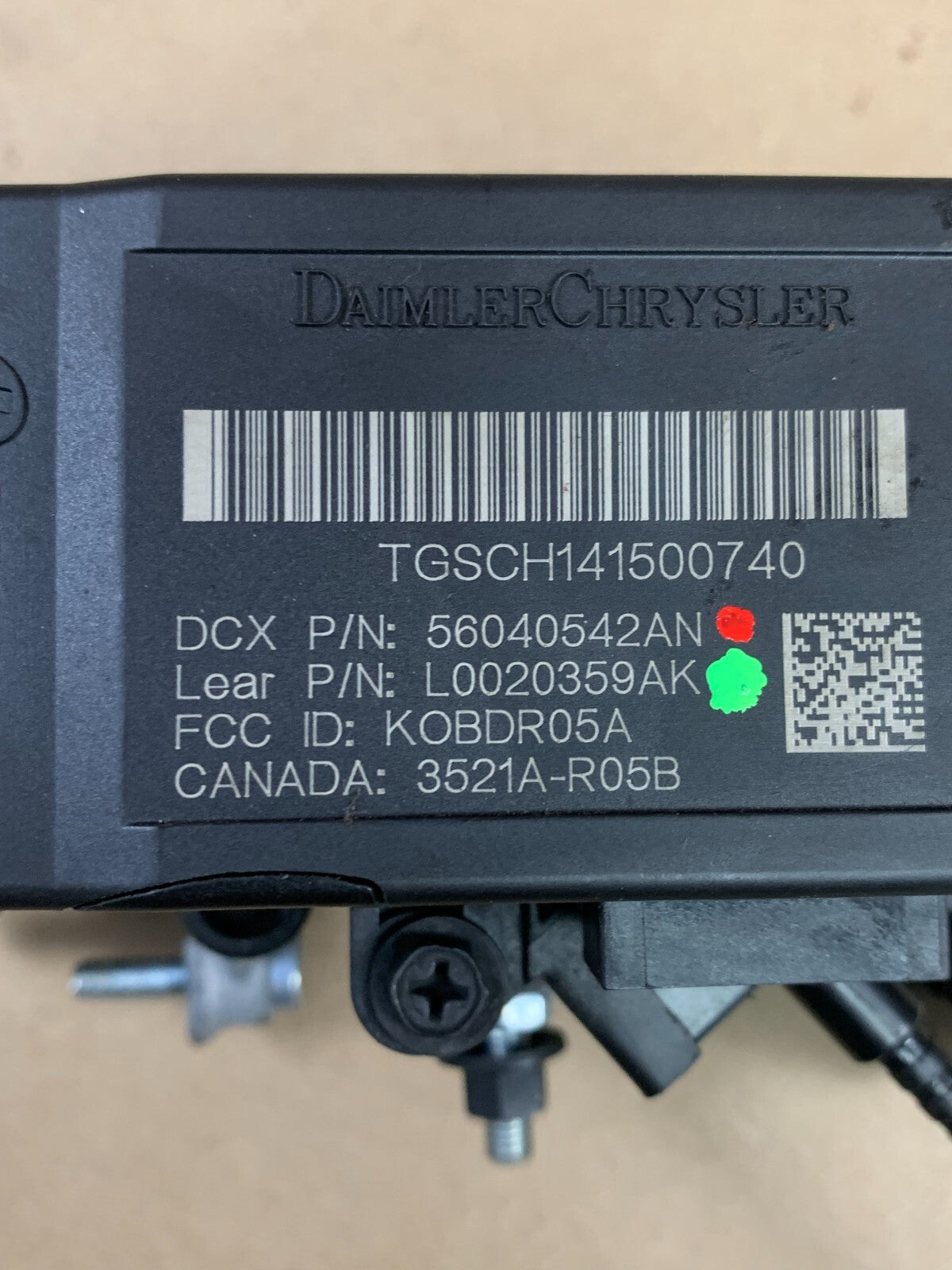 2006-2007 Charger 300 Magnum Keyless Entry Receiver Module w/ Key 56040542AN OEM