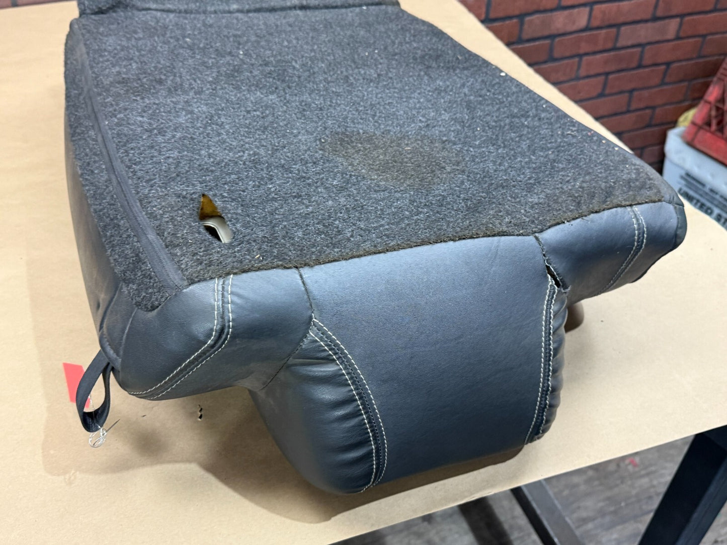 2008-2014 Dodge Challenger SRT8 Rear Back Seat Split Bench Passenger Right TEARS