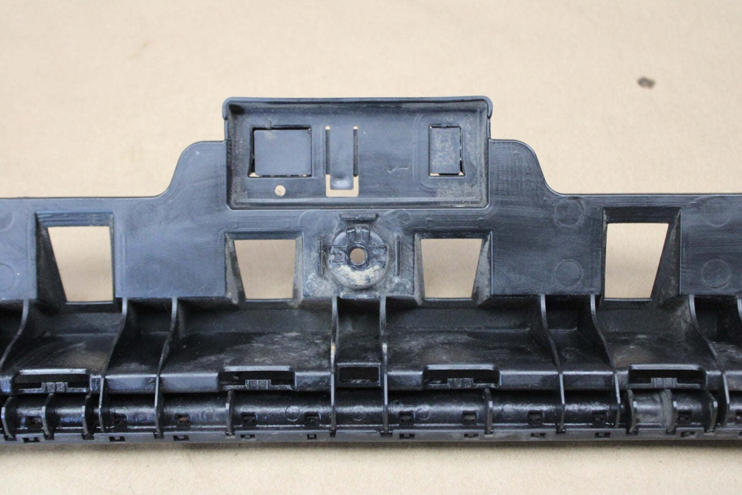 2015-2023 DODGE CHARGER REAR BUMPER FASCIA REINFORCEMENT SUPPORT BRACKET OEM