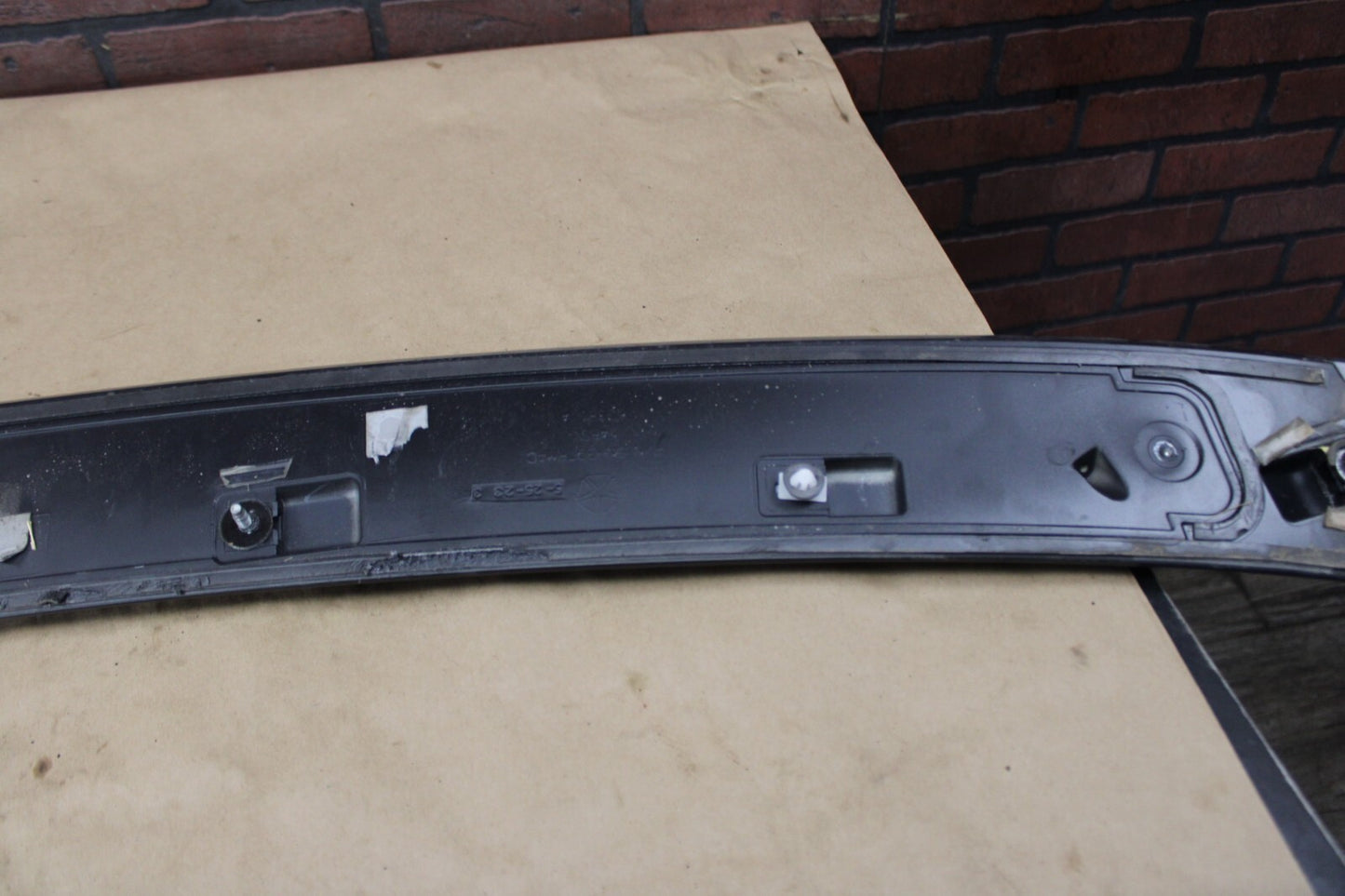 DODGE CHARGER 15-23 OEM TRUNK DECK LID MOUNTED REAR WING SPOILER TRIM 5nh39rxfac