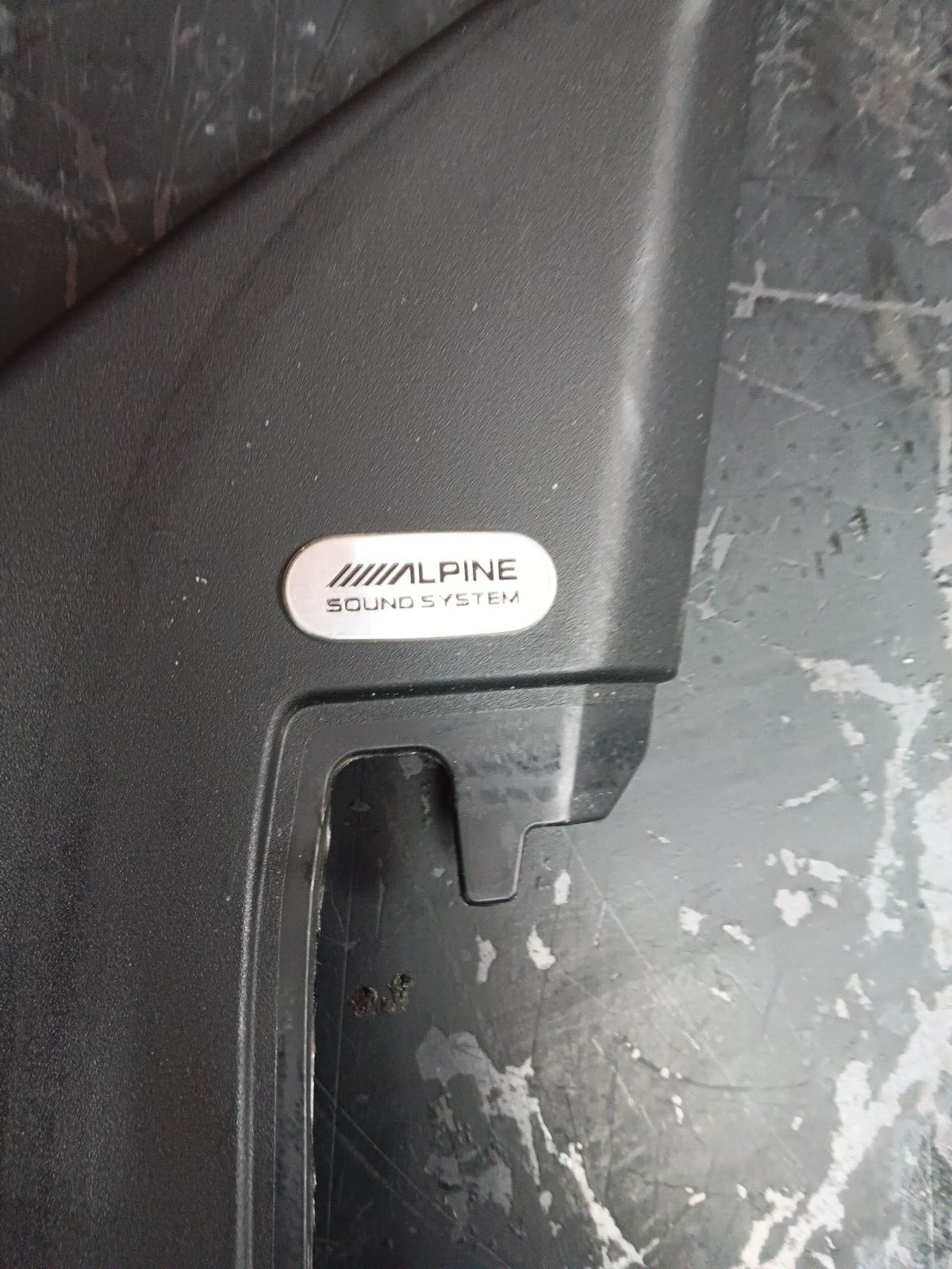 11-23 Dodge Charger Front Passenger RH Side Door Window Molding Trim 55315140ad