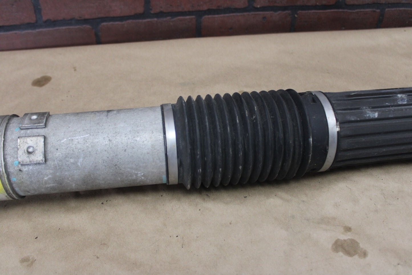 06-10 JEEP GRAND CHEROKEE SRT8 6.1 OEM ALL WHEEL REAR DRIVE SHAFT SRT 52853003AF