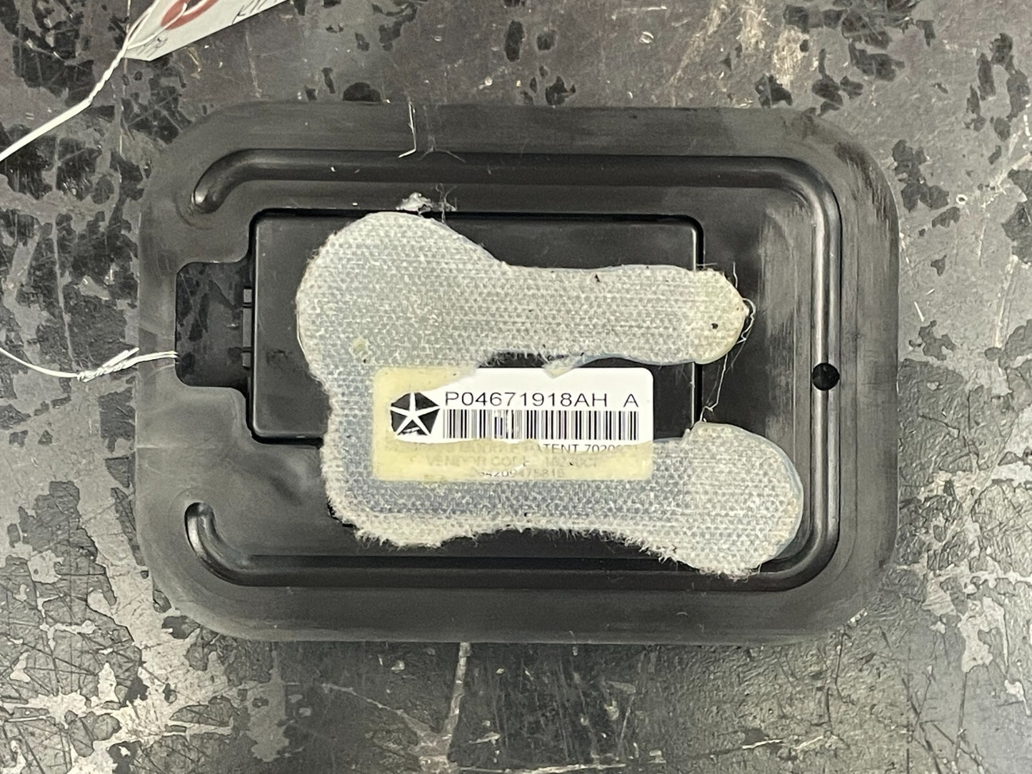 Used 2011-2015 Durango/Grand Cherokee Mopar OEM Compass Control Module 4671918AH