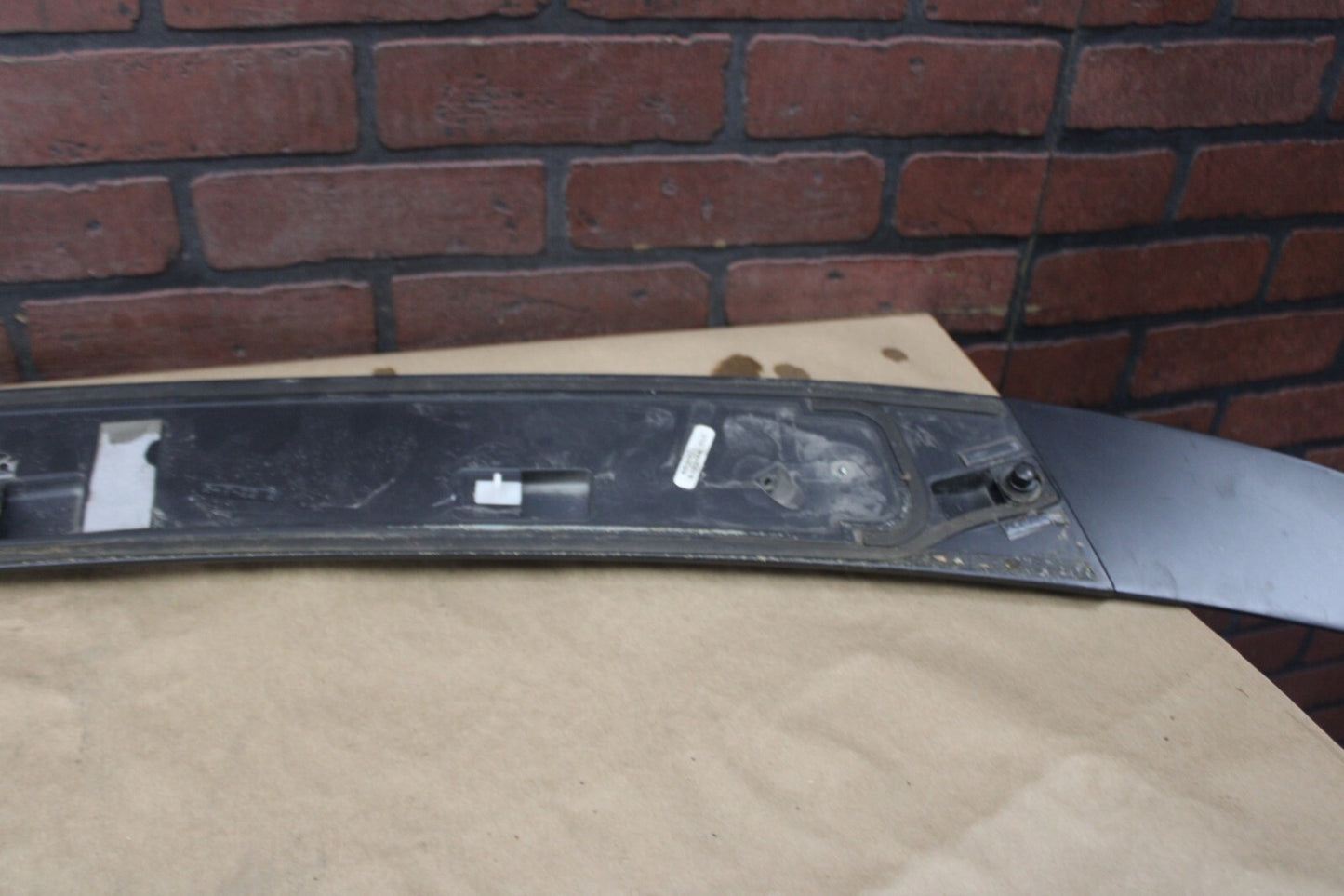 DODGE CHARGER 15-23 OEM TRUNK DECK LID MOUNTED REAR WING SPOILER TRIM 5NH39RXFAC