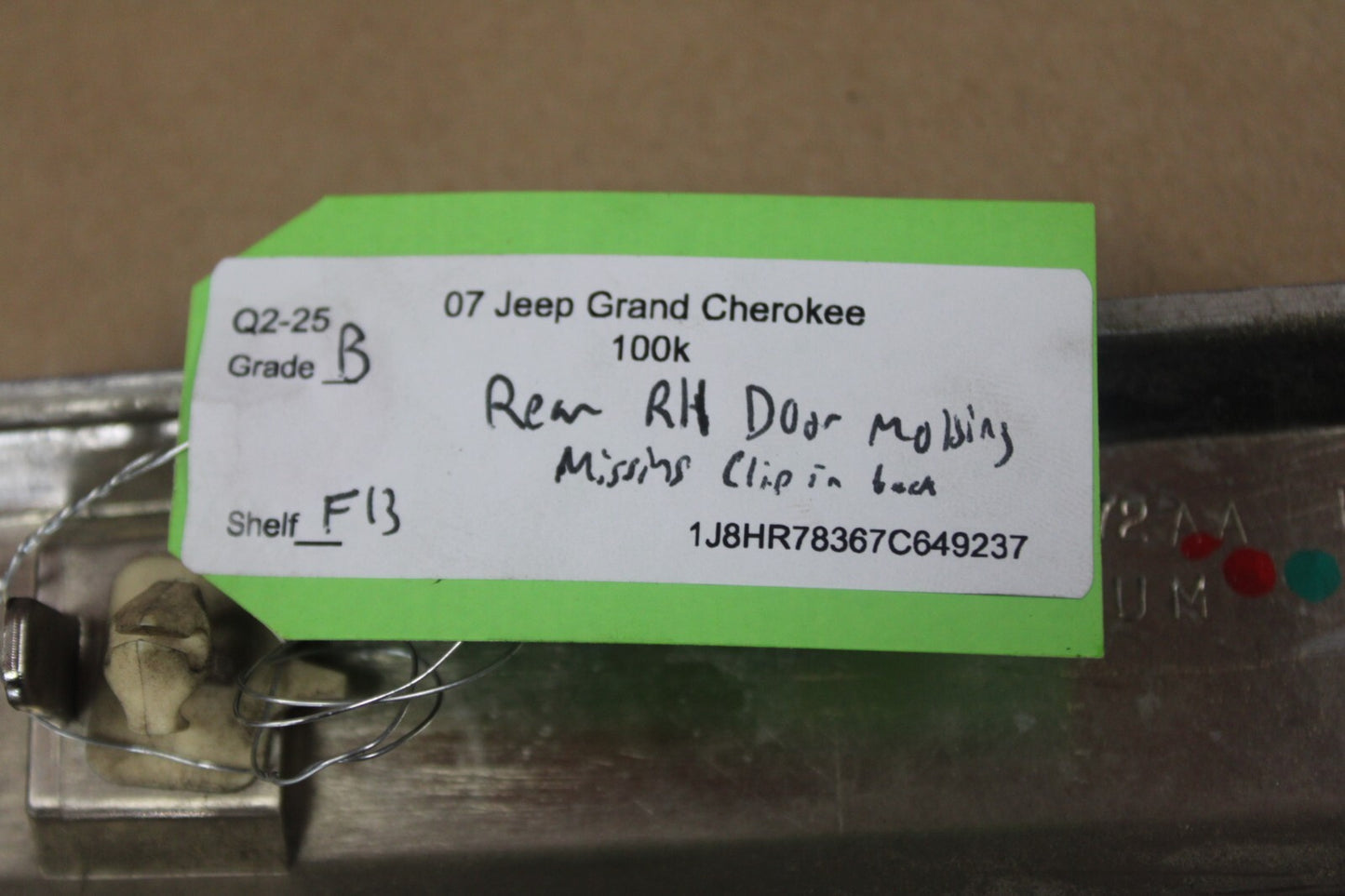 05-10 JEEP GRAND CHEROKEE SRT8 OEM REAR RIGHT CHROME MOLDING TRIM 55156846AC