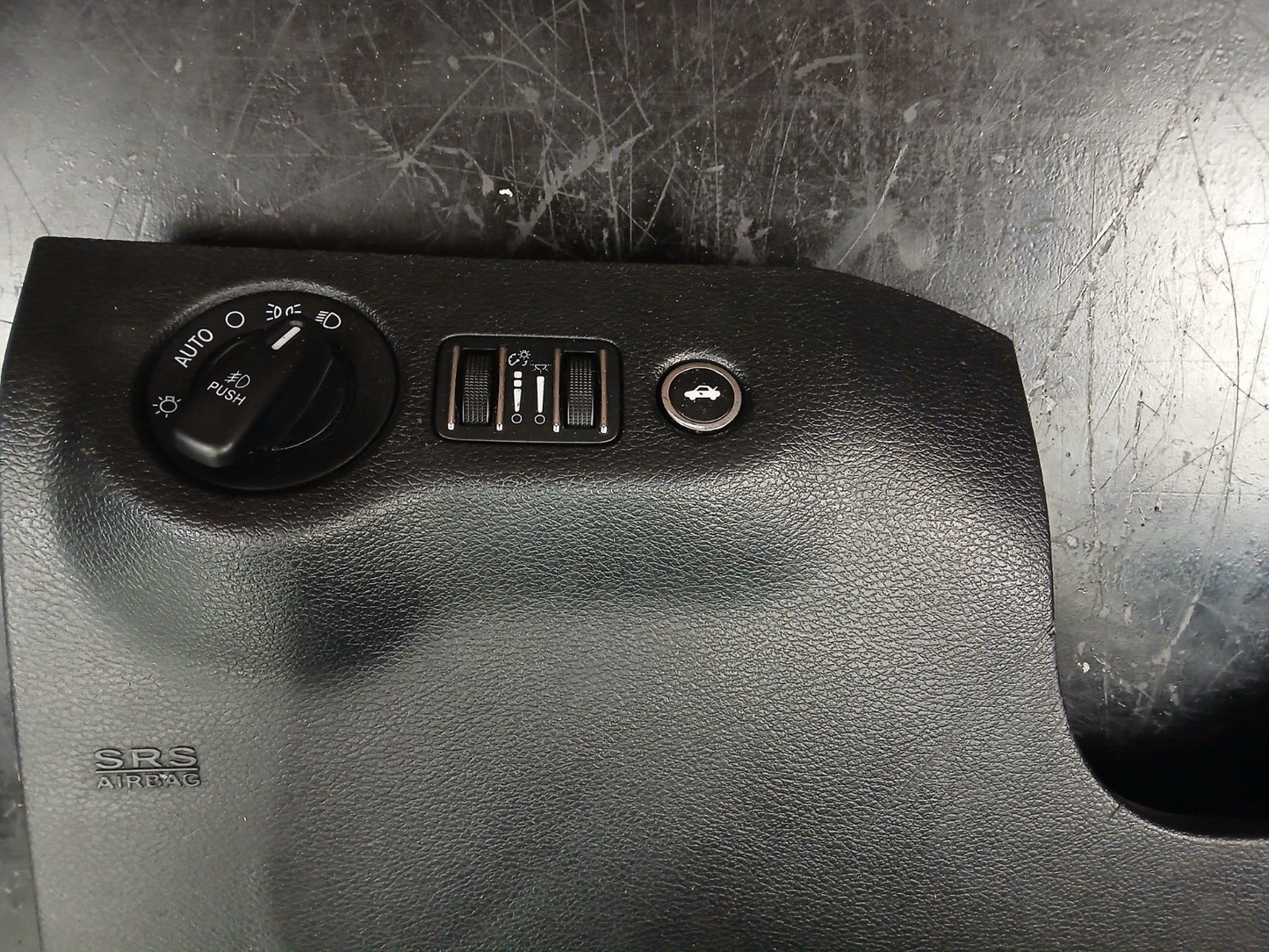 2015-2020 Dodge Charger Dash Steering Column Cover Knee Panel l0198978dx9ab