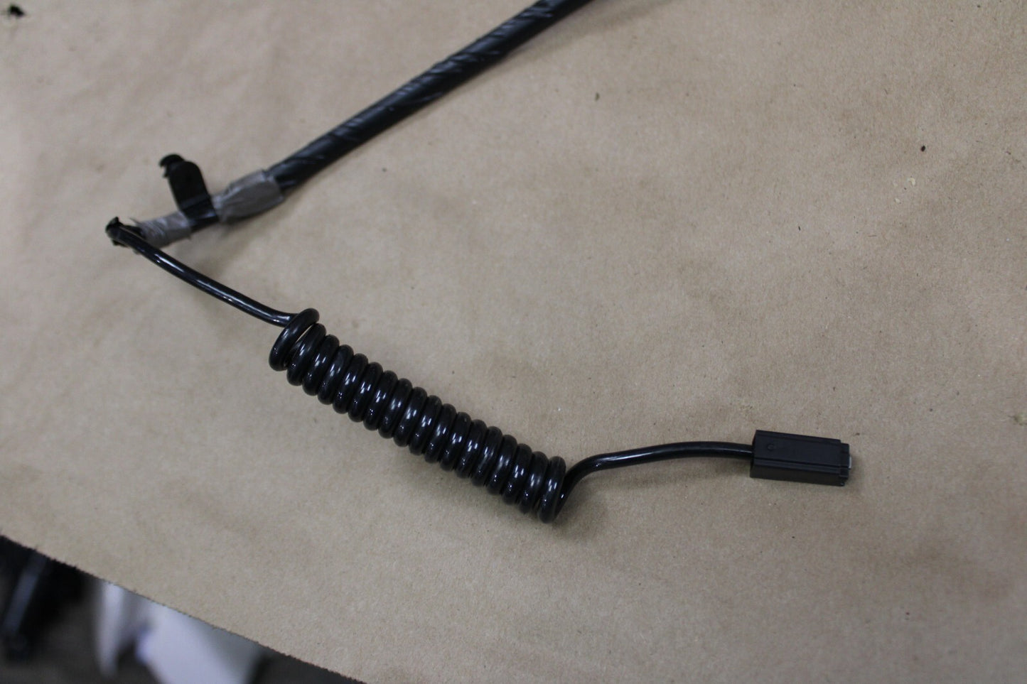 2012-2014 Cadillac Escalade/Yukon Lift Gate Trunk Wire Wiring Harness Assembly