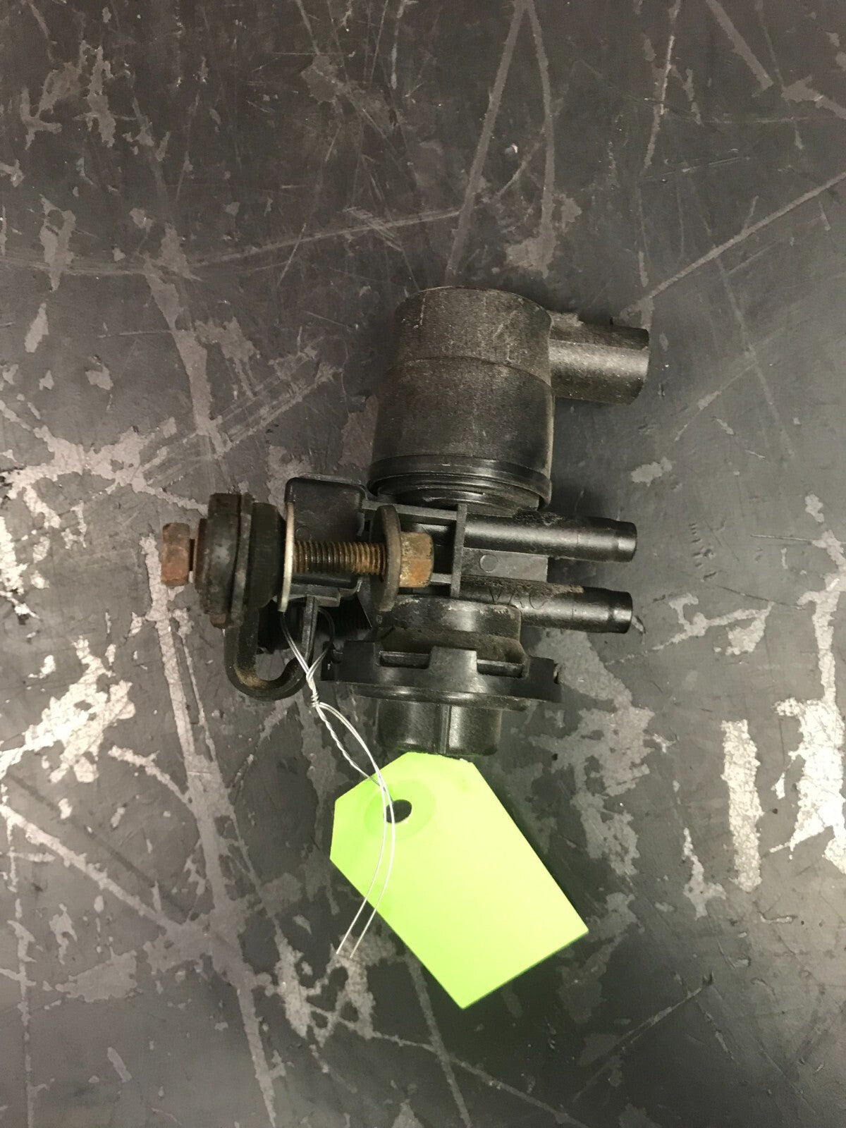2001-2006 Jeep/Dodge Mopar Duty Cycle Purge Valve Solenoid 04669475AB