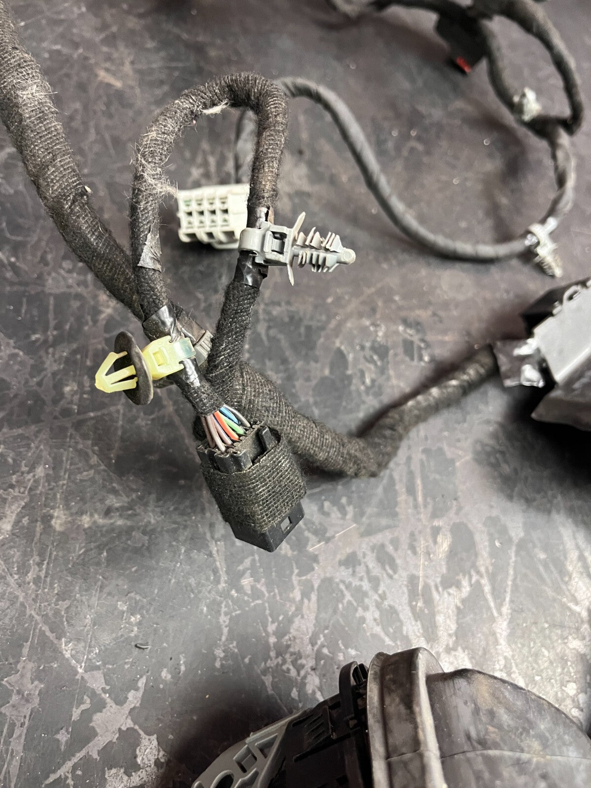 2012-2013 Dodge Dart Front Passenger RH Door Wire Wiring Harness OEM 68142689AF