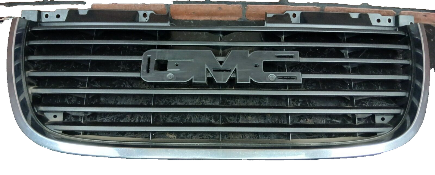 2007-2014 GMC Yukon Front Upper Bumper Grille Grill Assembly Black/Silver