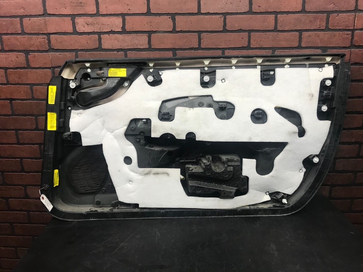 2015-2018 Dodge Challenger SRT Front Driver LH Black Door Panel Trim 5ps373x9ah