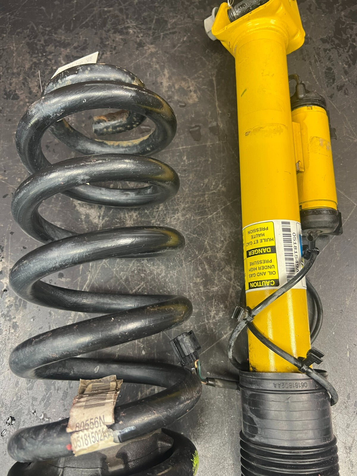 JEEP GRAND CHEROKEE SRT 12-15 OEM ELECTRIC REAR LEFT ABSORBER STRUT SHOCK 70K