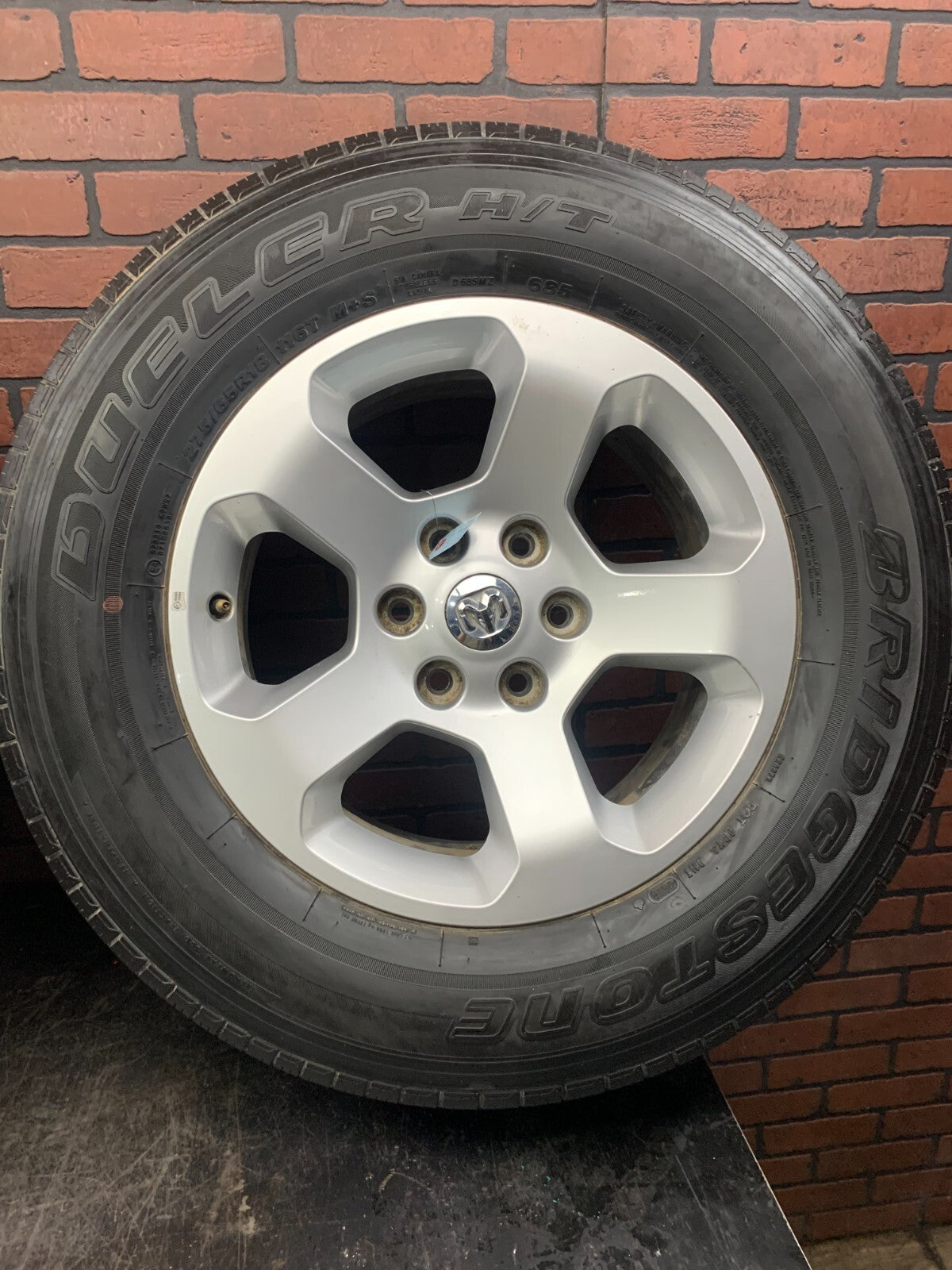 DODGE RAM TRUCK 1500 18" SILVER FACTORY OE WHEELS 5YD54TRMAA 2670 2019 2020 2021
