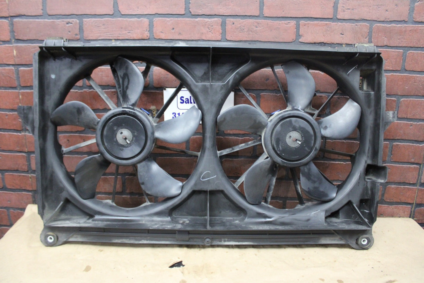 2007-2014 Cadillac Escalade Engine Dual Cooling Fan Motors Assembly Factory OEM