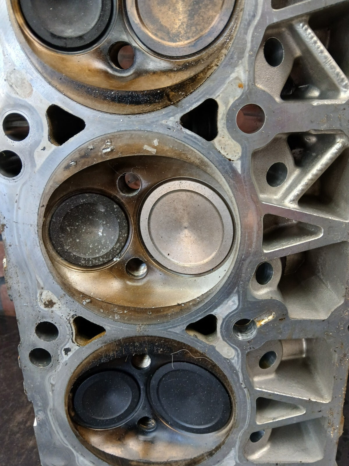 15-22 Charger Challenger Hellcat SRT Driver LH Cylinder Head 53010753ad Damaged