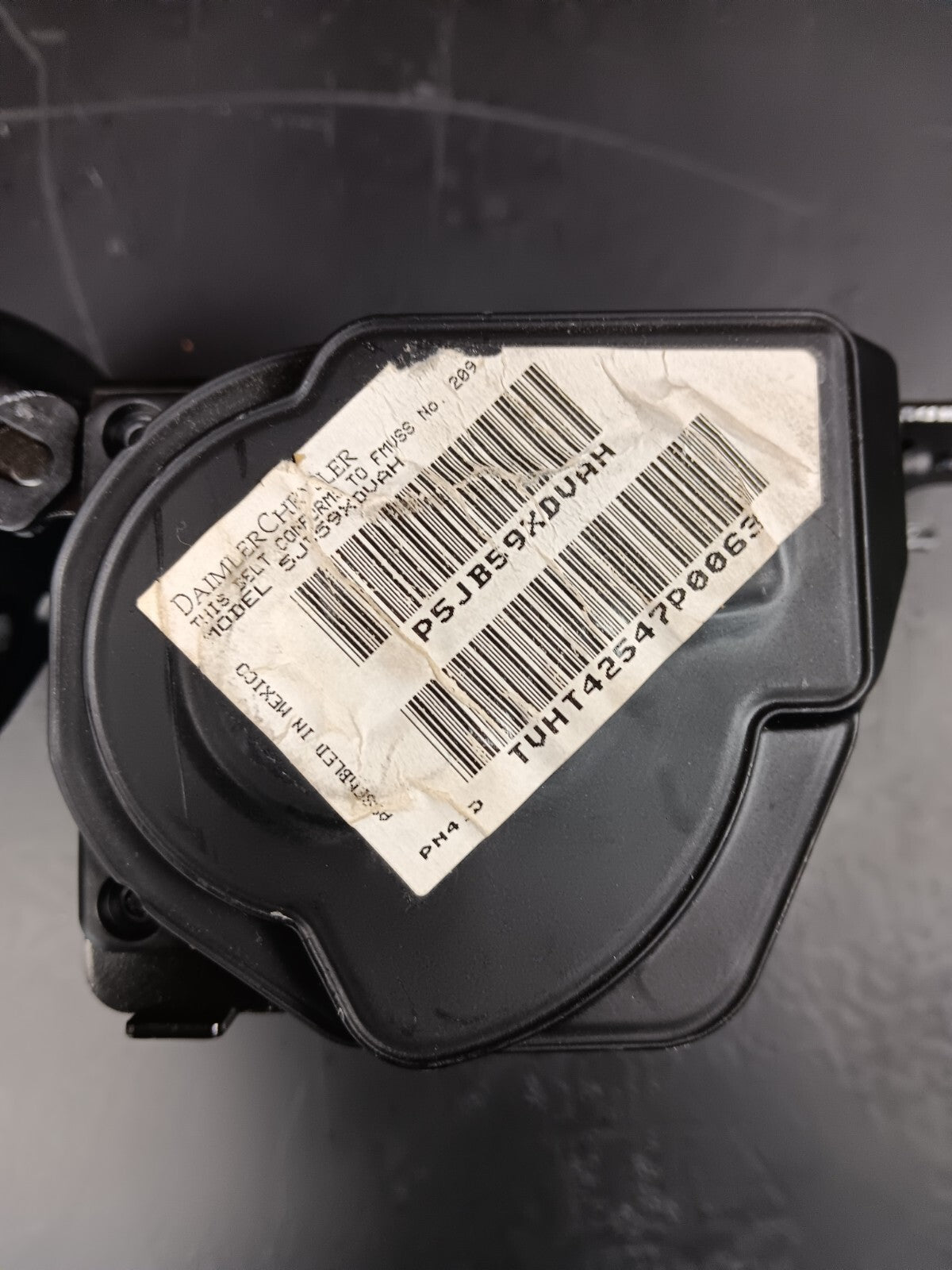 2008-2010 Jeep Grand Cherokee Rear Outer Driver LH Side Seatbelt 5jb59xdvah