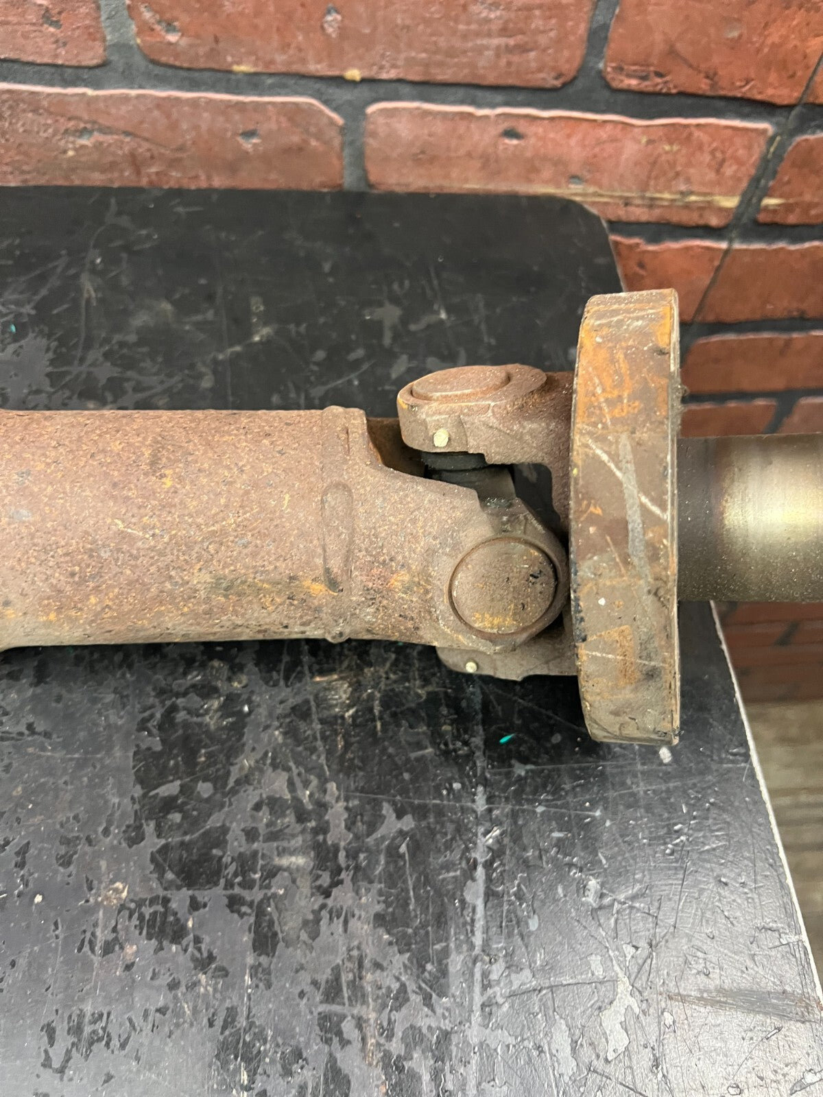 2001-2002 Chevy Tahoe Suburban Yukon Escalade Rear Prop Drive Shaft 4WD 15064595