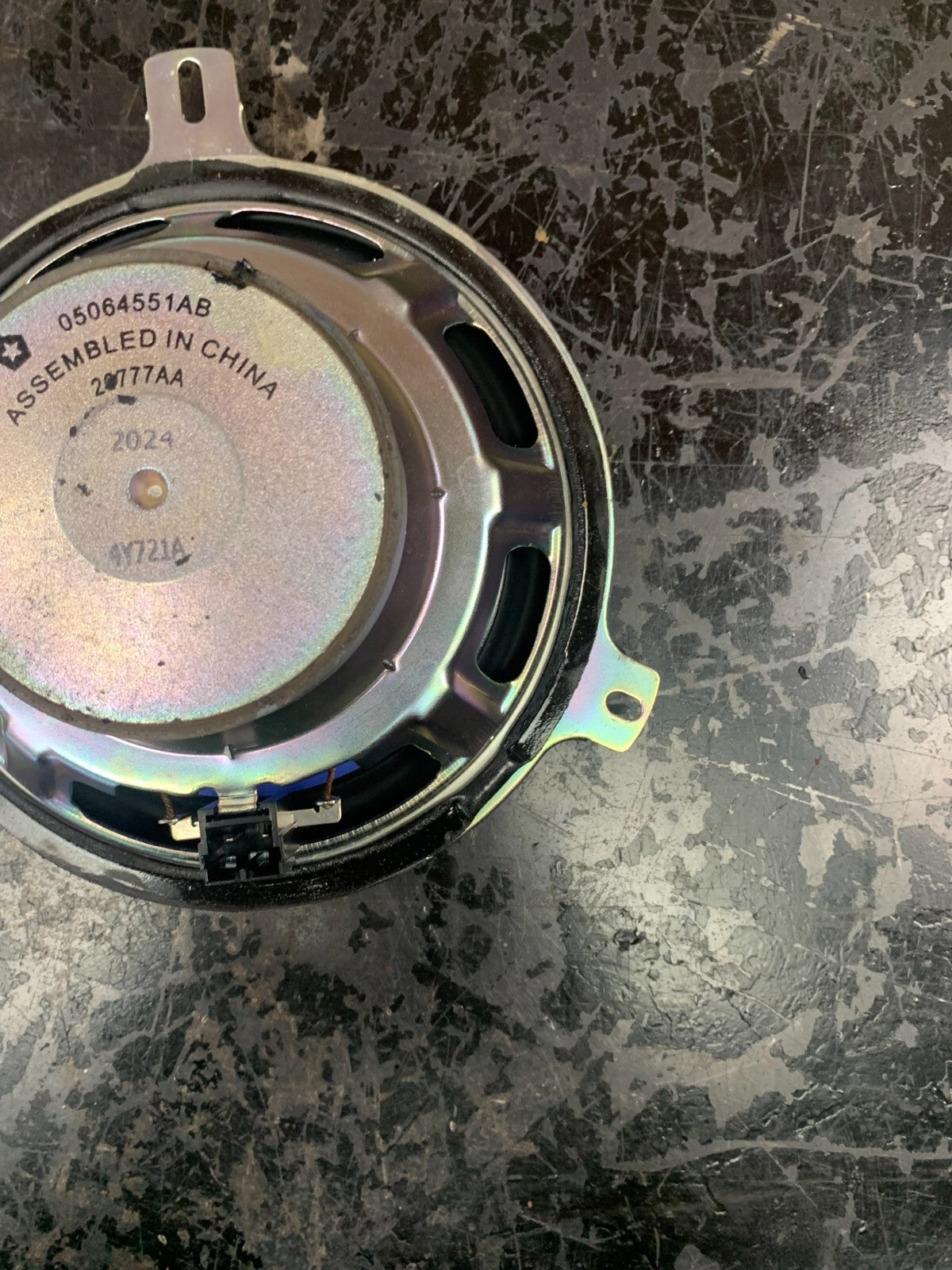 2015-2023 DODGE CHALLENGER REAR LH AND RH SIDE SET DOOR SPEAKERS OEM 5064551AB