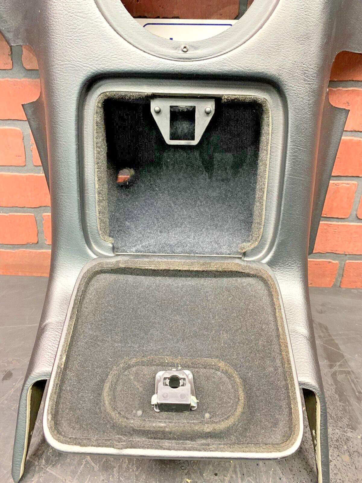 1997-2002 Dodge Viper "T" Center Console Light Damage OEM part.