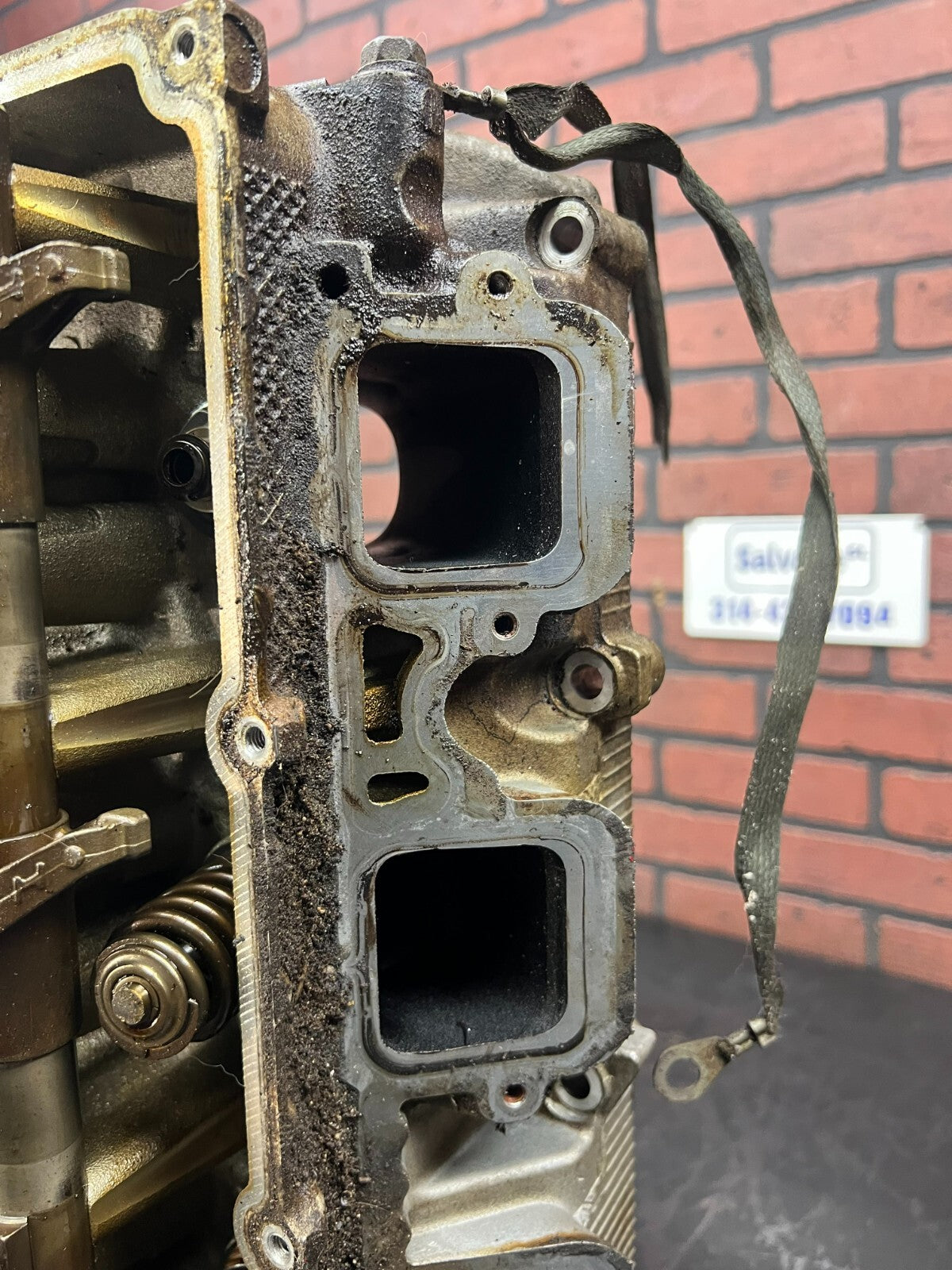 Right Cylinder Head From 2008-2014 300/Challenger/Charger 5.7 53021616DE