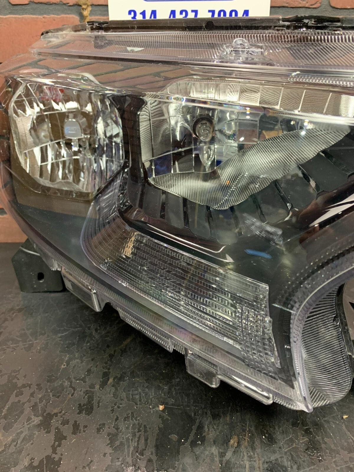 OEM 2019 2020 2021 Ford Ranger Right RH Passenger Halogen Headlight LIKE NEW
