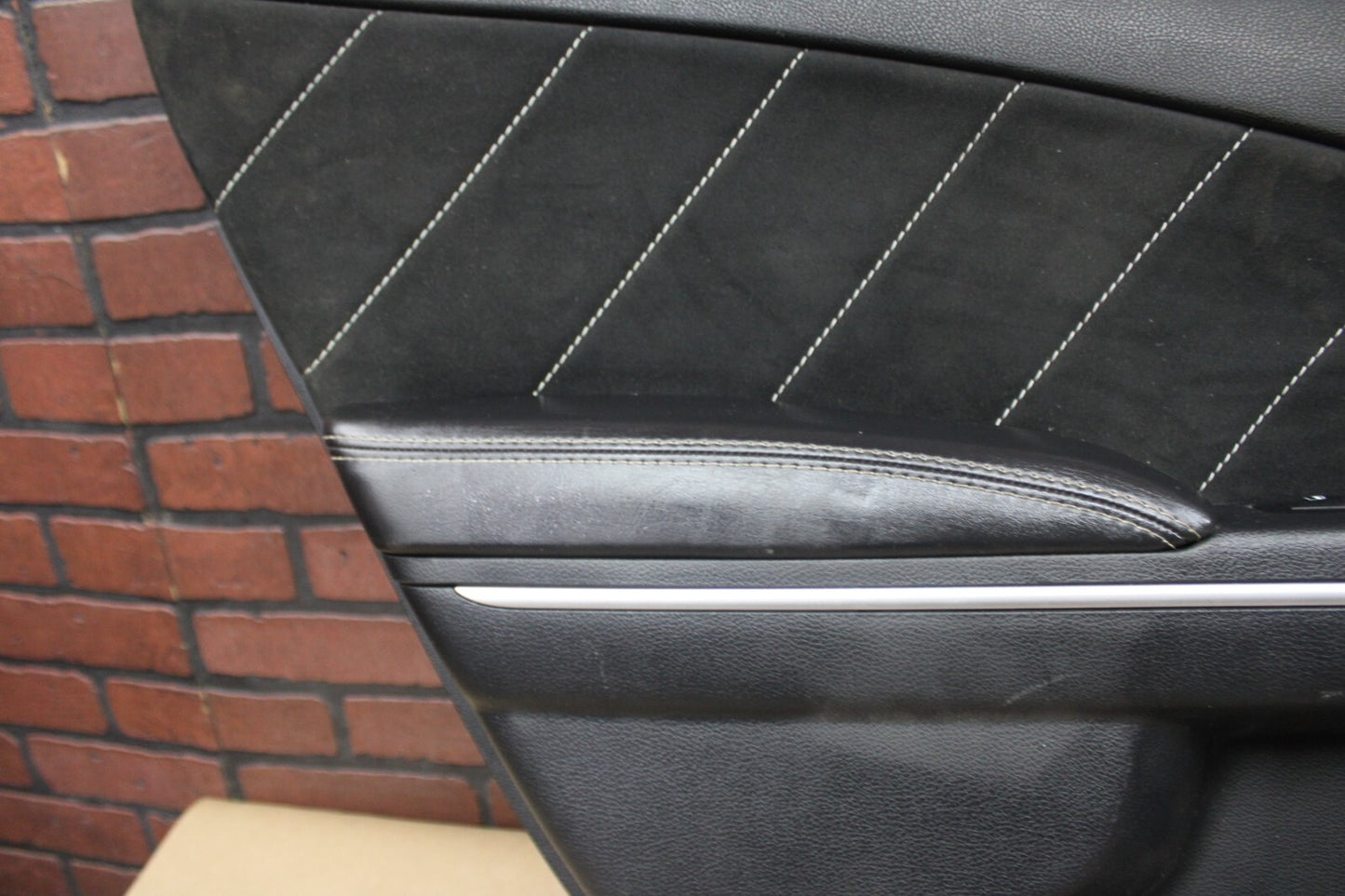 11-14 DODGE CHARGER SRT8 OEM INTERIOR REAR LEFT DOOR PANEL TRIM COVER 1PE35DX9AI