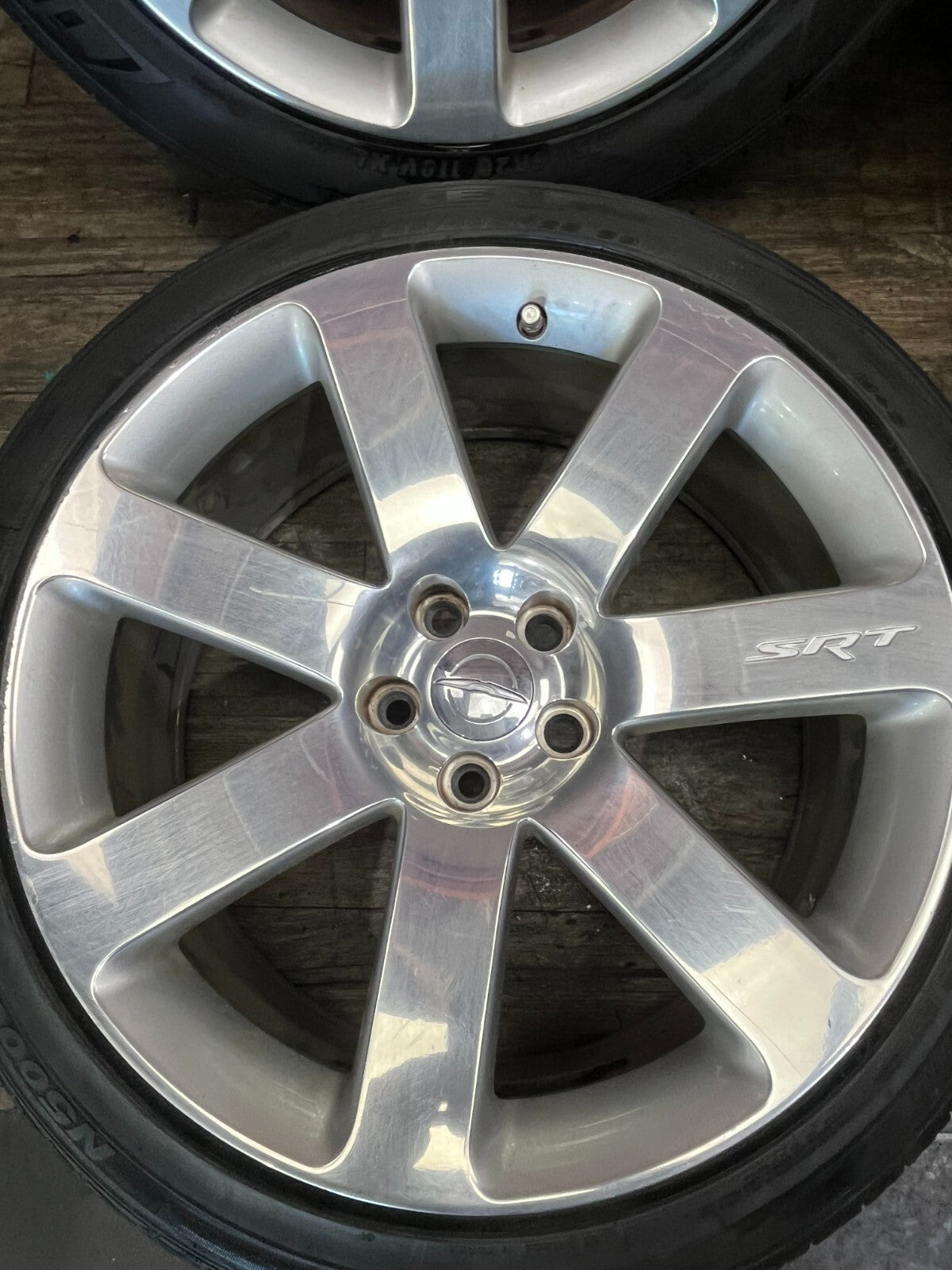 CHRYSLER 300 SRT8 6.4L 11-23 OEM 20 X 9 245/40 R20 20" ALLOY WHEEL RIM TIRE SET