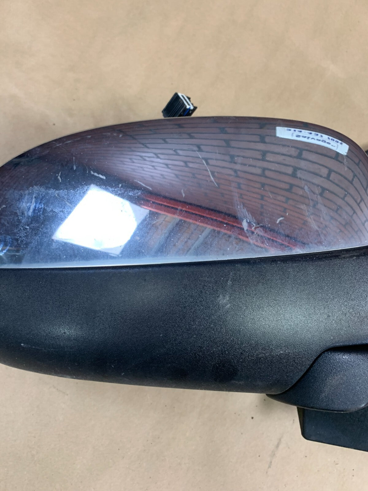 2009-2014 Suburban Passenger RH Side Door Mirror Power Folding Heated 25788590