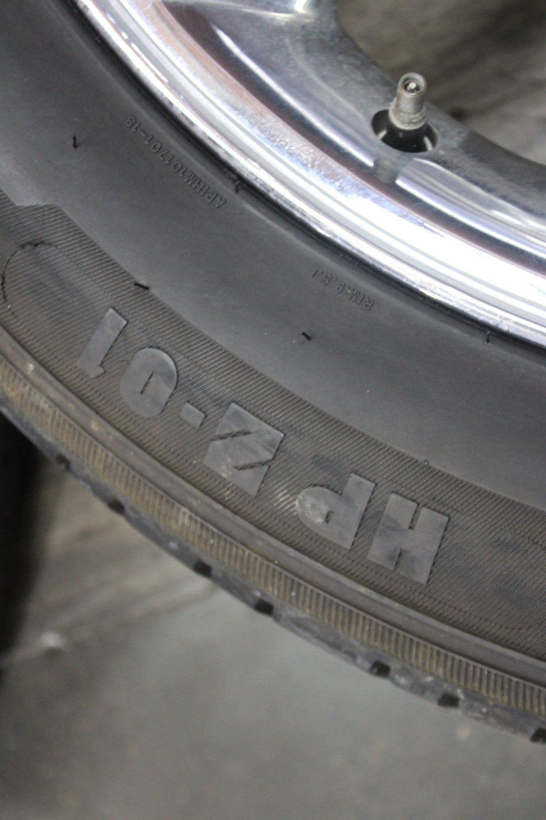 2007-2014 Cadillac Escalade Full 22” Wheel Set 22x9 Silver OEM 4/32nds 9597482