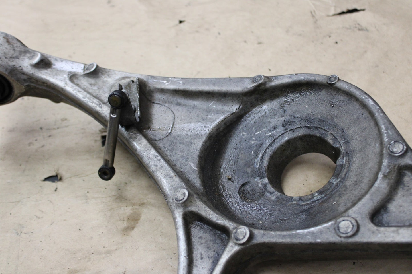 11-22 JEEP GRAND CHEROKEE 4WD REAR RIGHT SIDE LOWER CONTROL ARM OEM 52124814AD