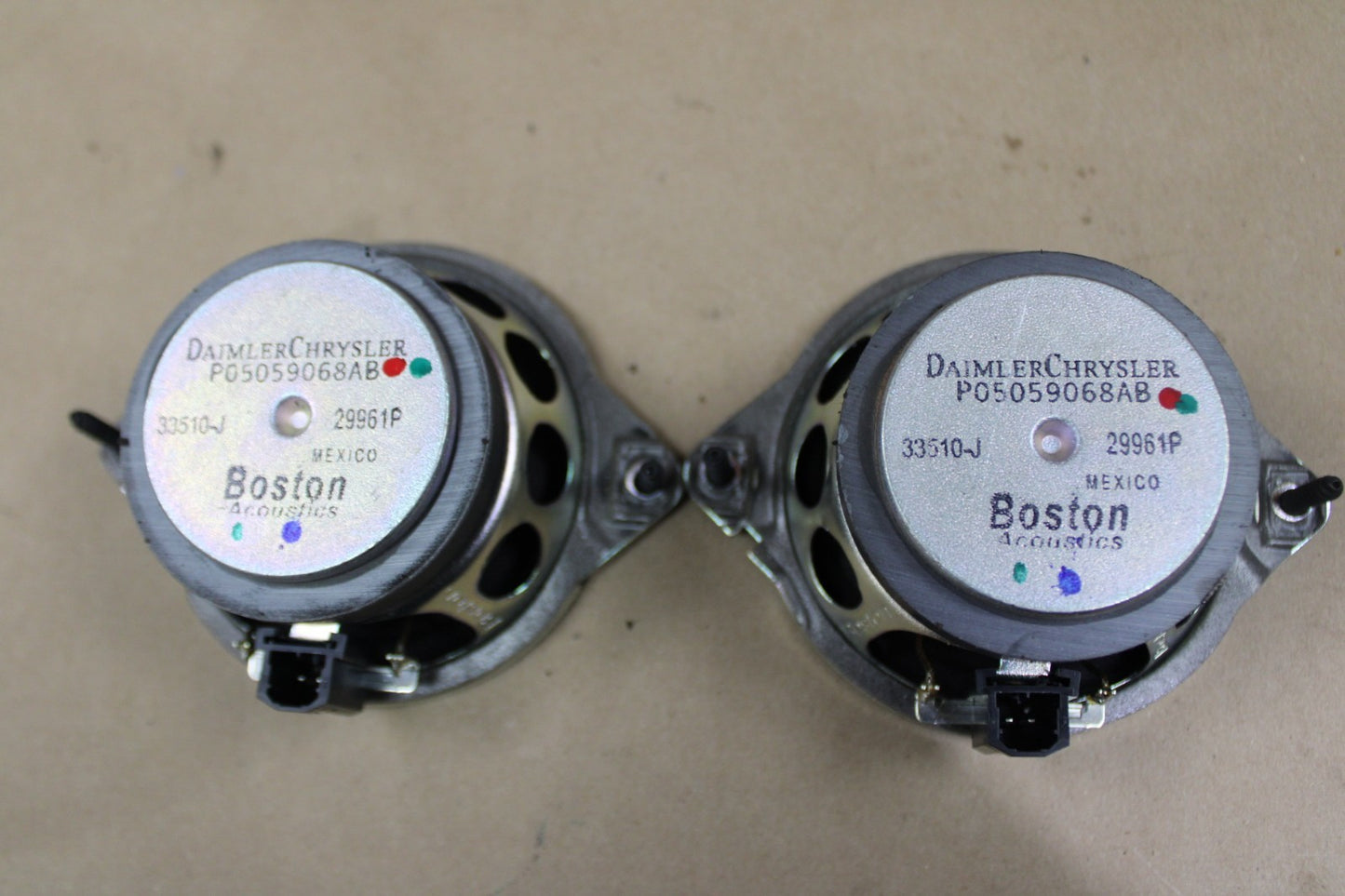 2011 Dodge Challenger SRT8 Sound Audio Speaker Set of 6 05059067AC 05059068AC