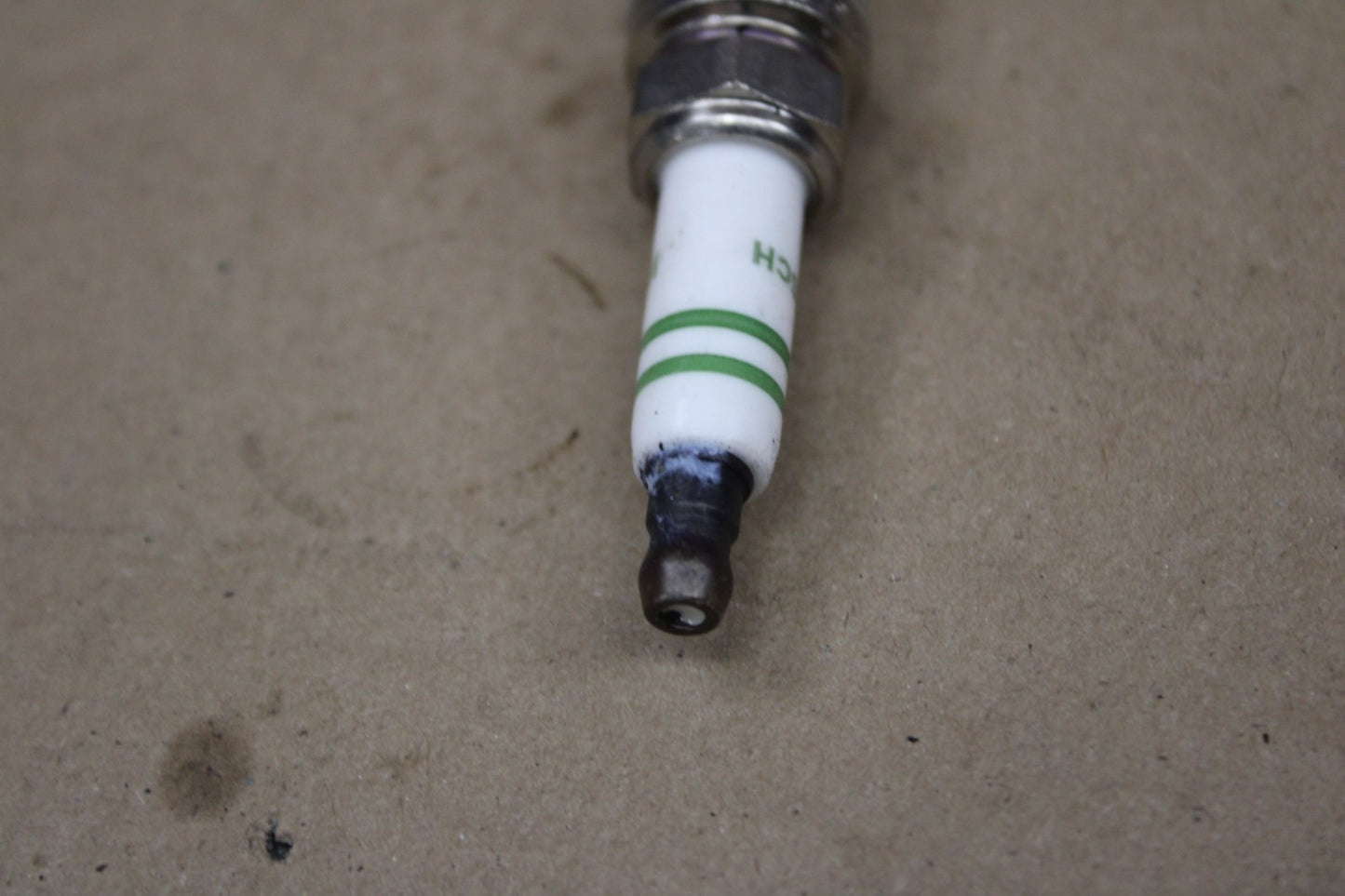 2021-2024 Ram TRX 1500 Full Spark Plug Set of 16 Low Mileage FR7SI332 Bosch R6