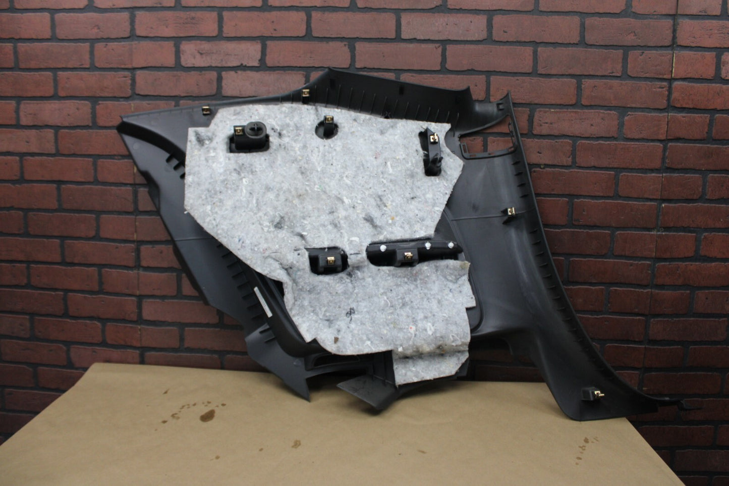 08-14 DODGE CHALLENGER OEM INTERIOR REAR RH PASSENGER QUARTER PANEL 1FT00XDVAI