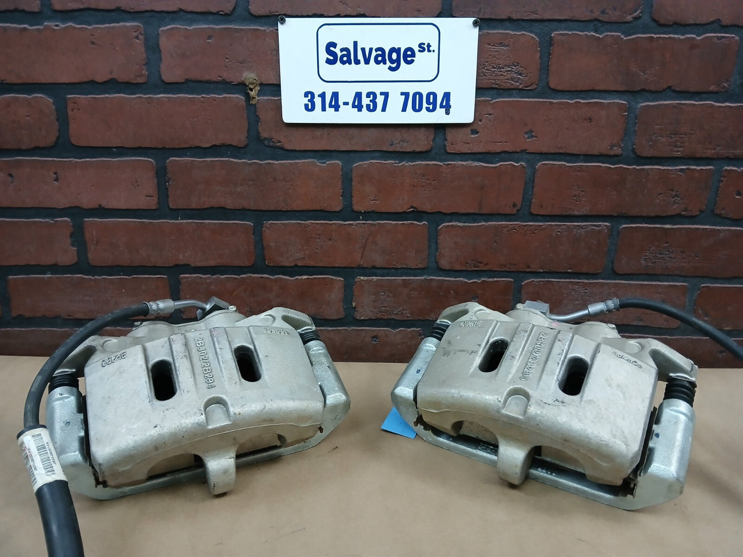 2015-2022 Ford Mustang GT Front LH & RH Brake Caliper Set Pair Silver