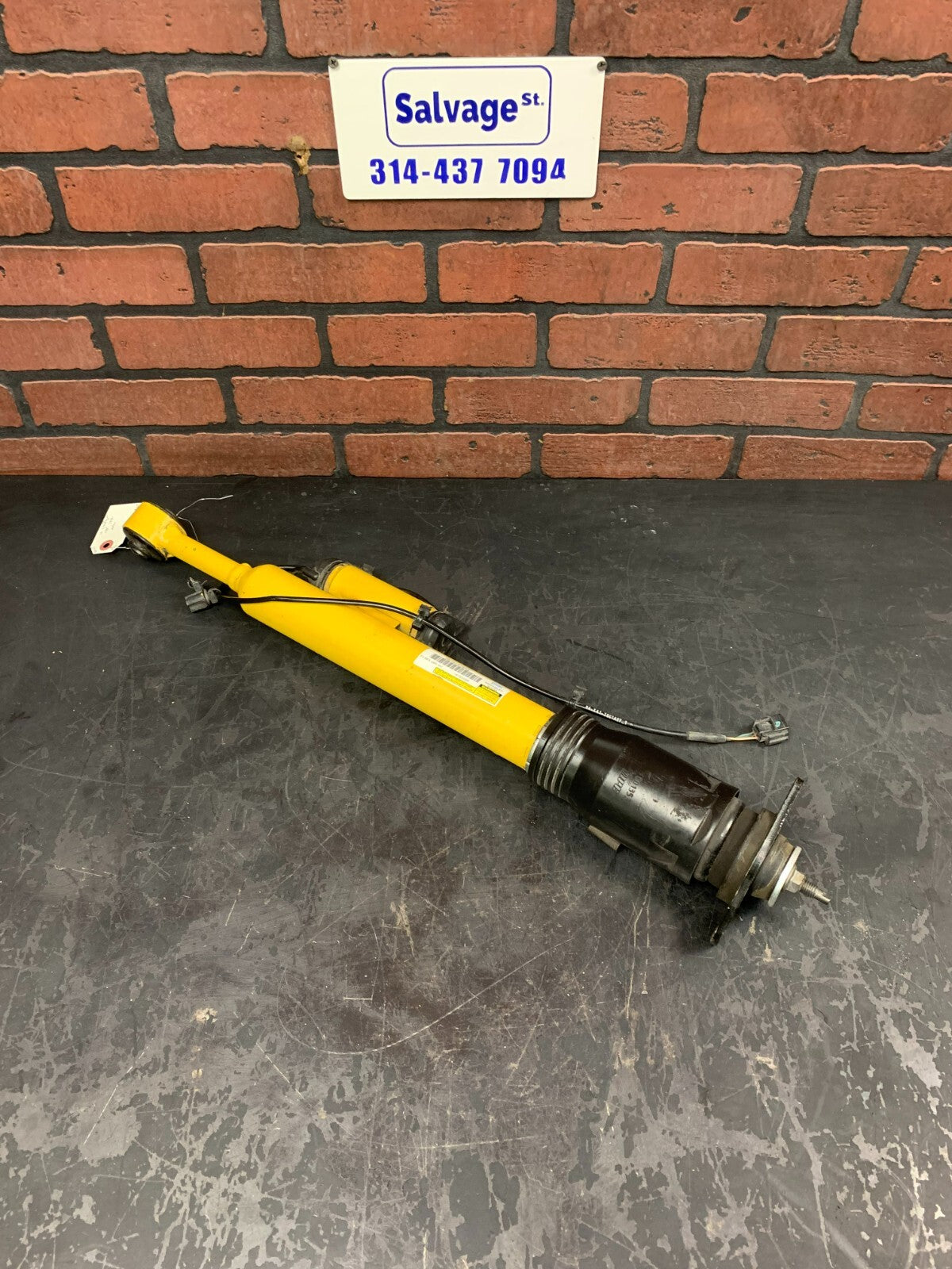 12-22 Challenger SRT8 392 OEM Left Rear Adjustable Bilstein Shock 05181576AE