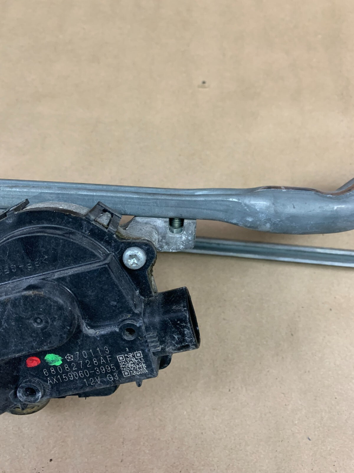 12-23 Dodge Charger SRT-8 SRT Windshield Window Wiper Motor & Linkage Assembly