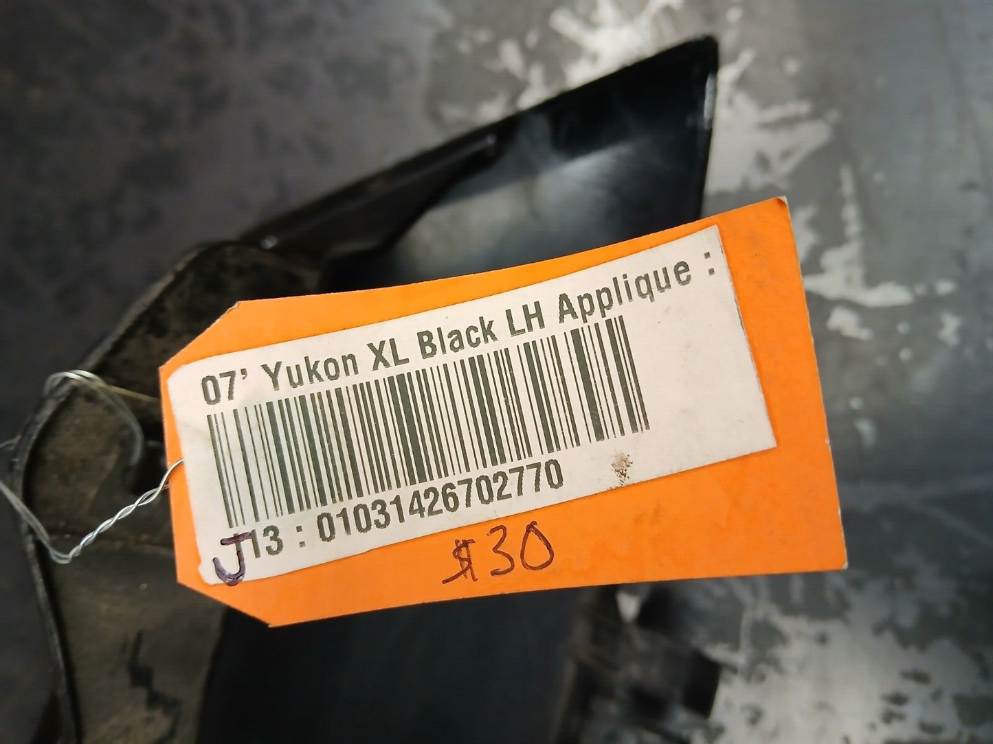 2007 Yukon XL Driver LH Side Applique Pillar Panel Trim Black