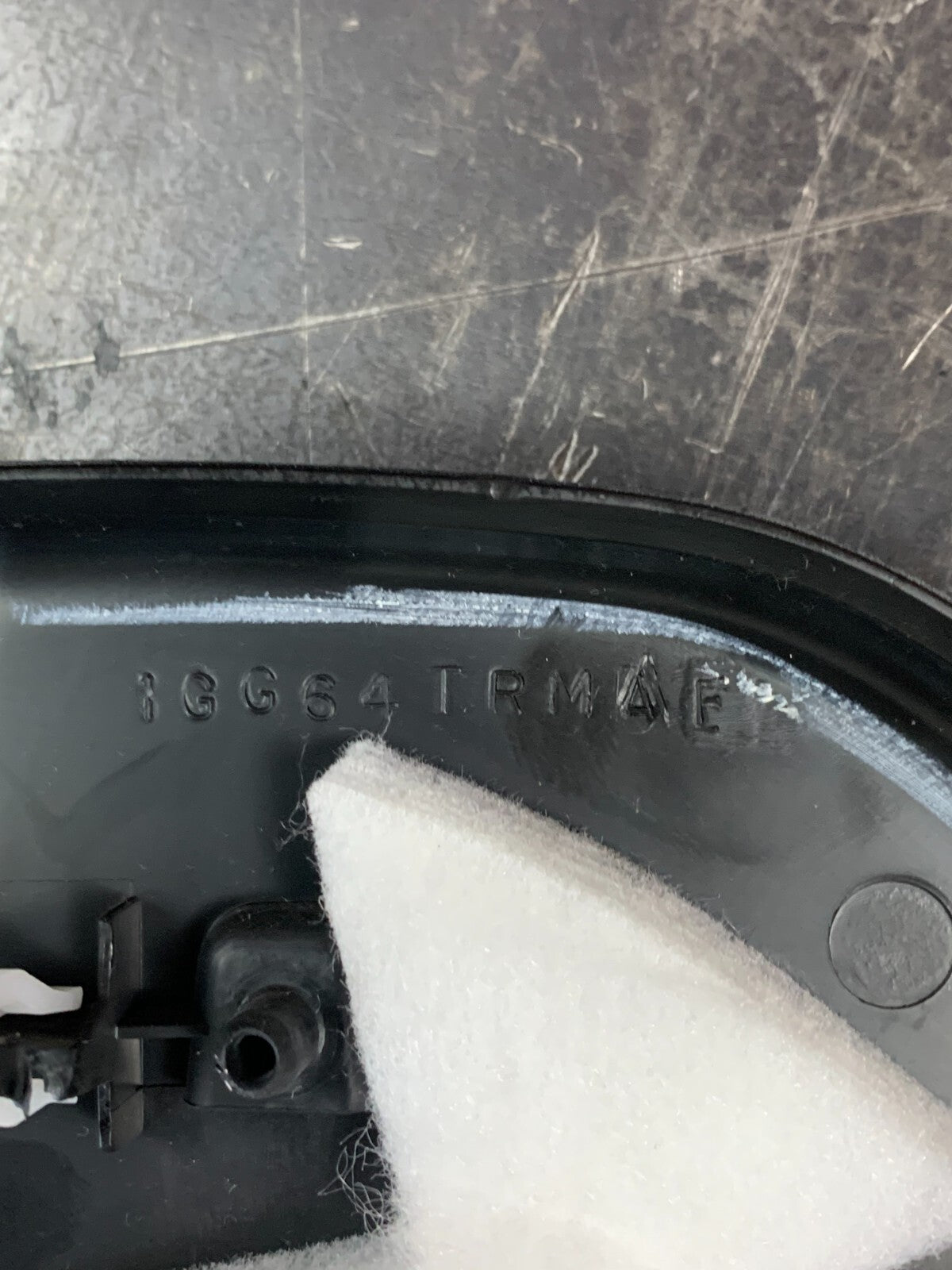 2011-2020 JEEP GRAND CHEROKEE FRONT RIGHT/PASSENGER DASHBOARD END COVER TRIM OEM