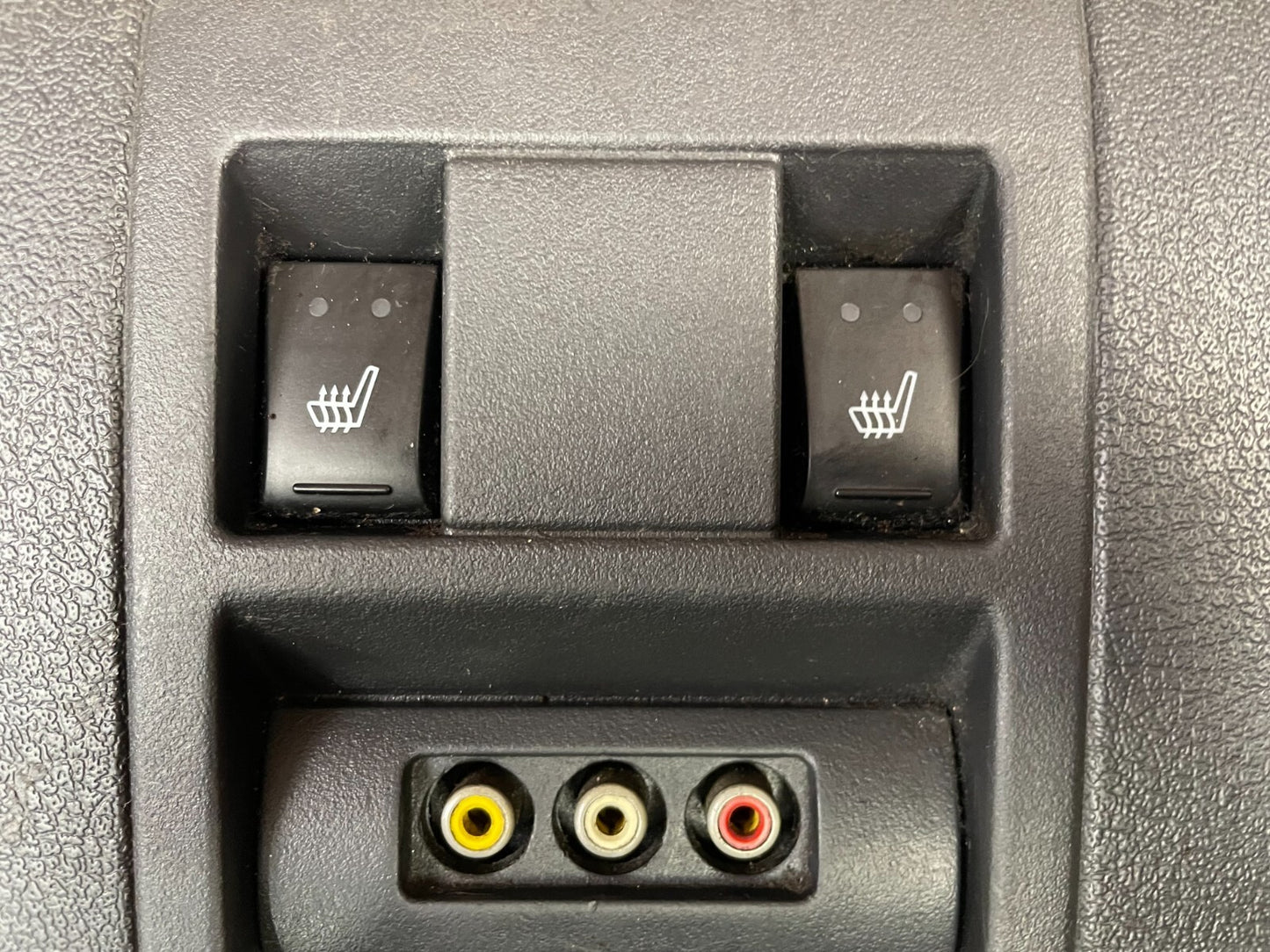 OEM 08-10 JEEP Grand Cherokee Rear Seat DVD Entertainment System VES Remote AV